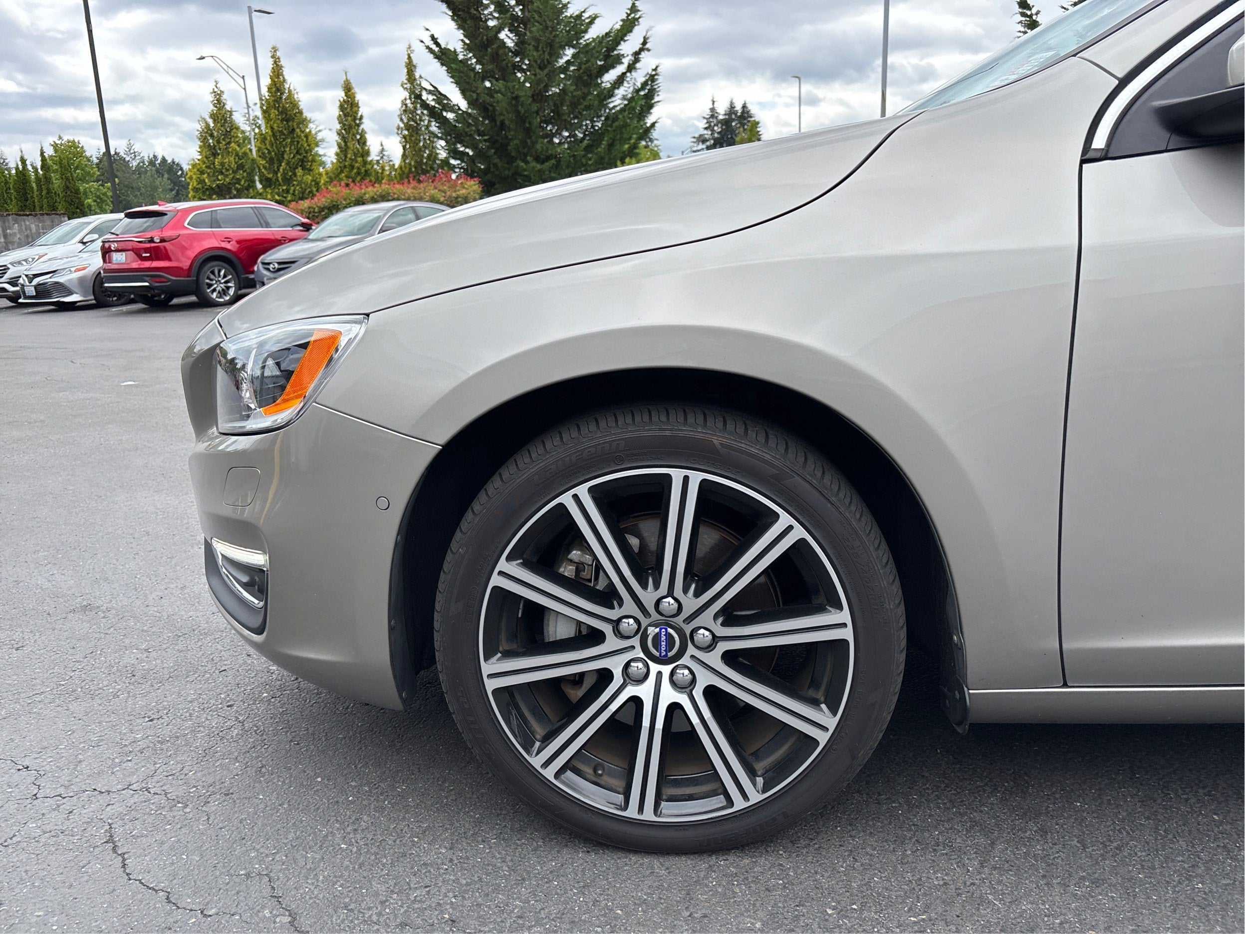 2016 Volvo S60 T6 Drive-E Platinum
