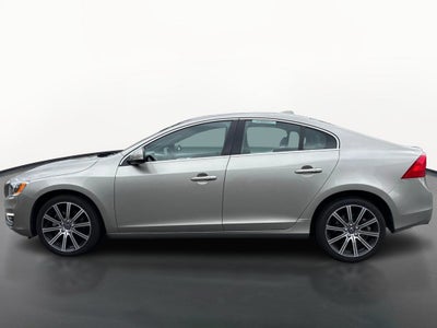 2016 Volvo S60 T6 Drive-E Platinum