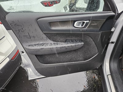 2023 Volvo XC40 Recharge Pure Electric Ultimate