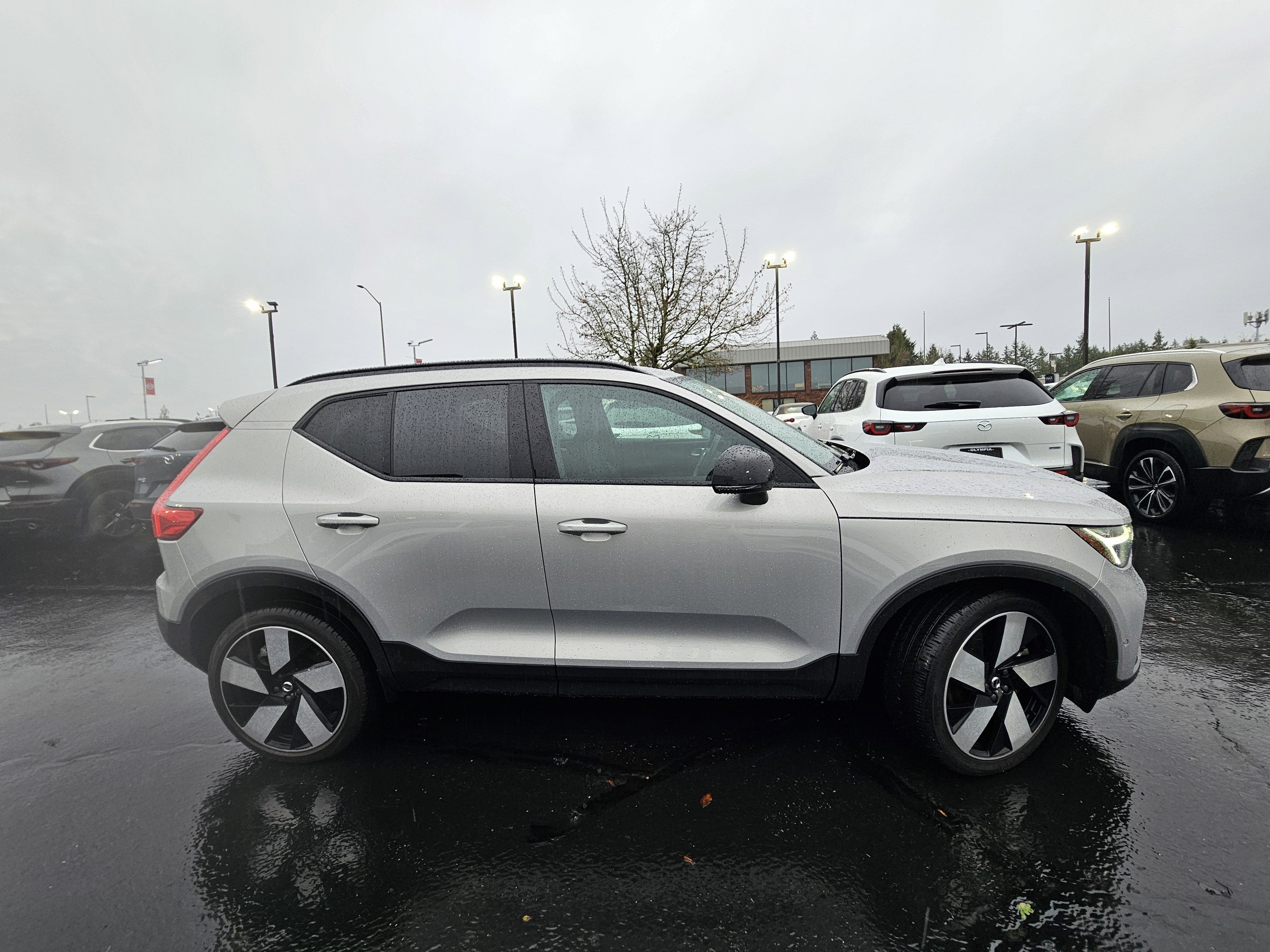 2023 Volvo XC40 Recharge Pure Electric Ultimate