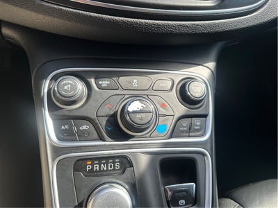 2016 Chrysler 200 C Platinum