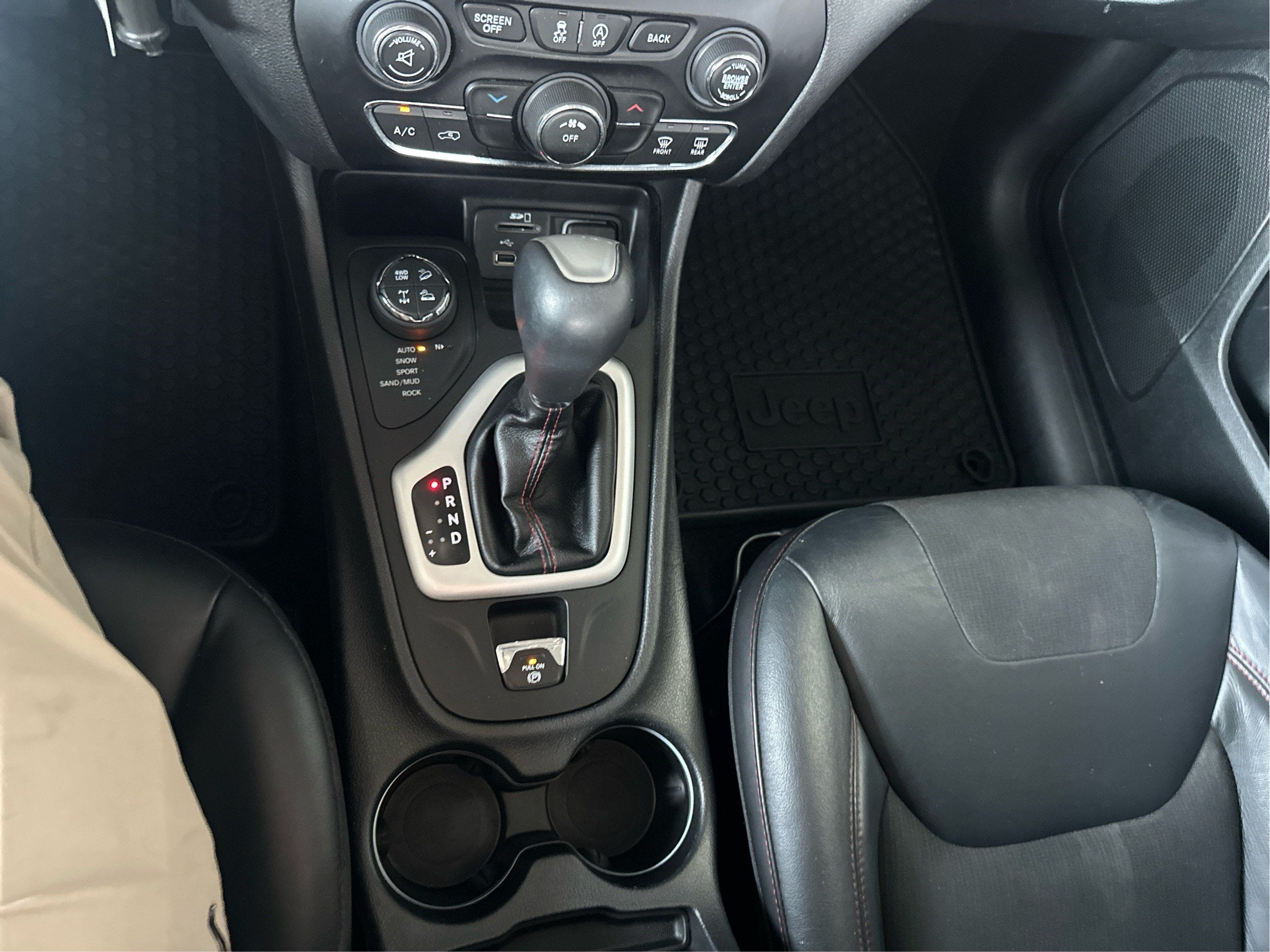 2017 Jeep Cherokee Trailhawk
