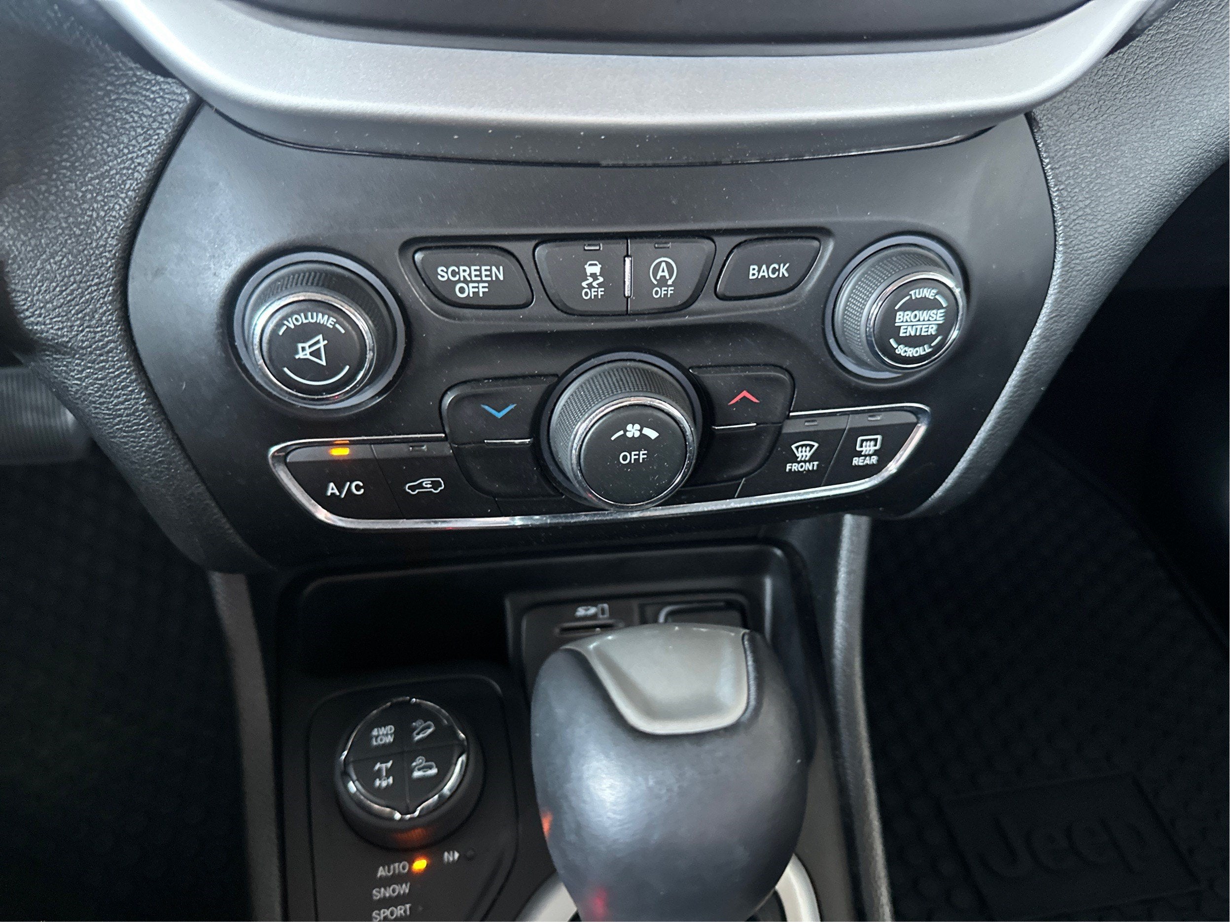 2017 Jeep Cherokee Trailhawk