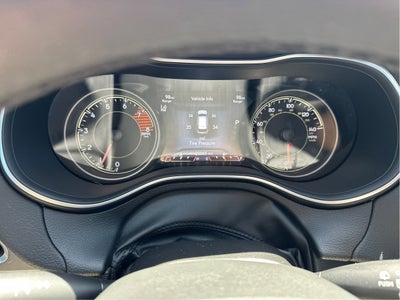2022 Jeep Cherokee Latitude Lux 4WD