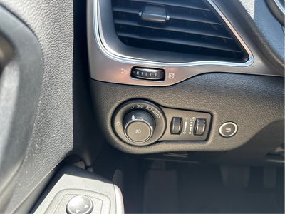 2022 Jeep Cherokee Latitude Lux 4WD