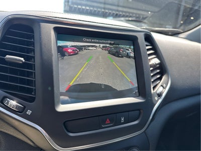 2022 Jeep Cherokee Latitude Lux 4WD