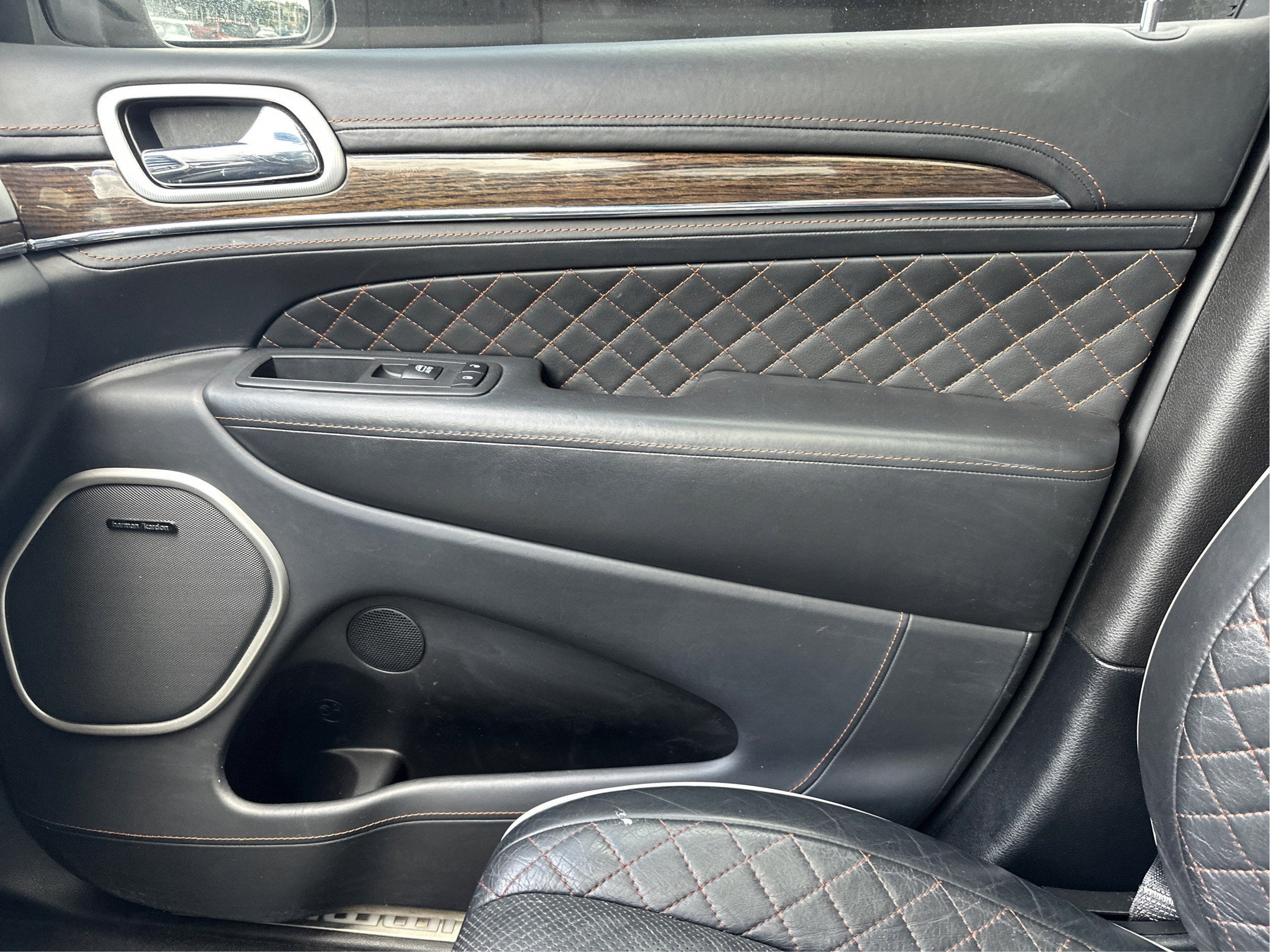 2019 Jeep Grand Cherokee Summit