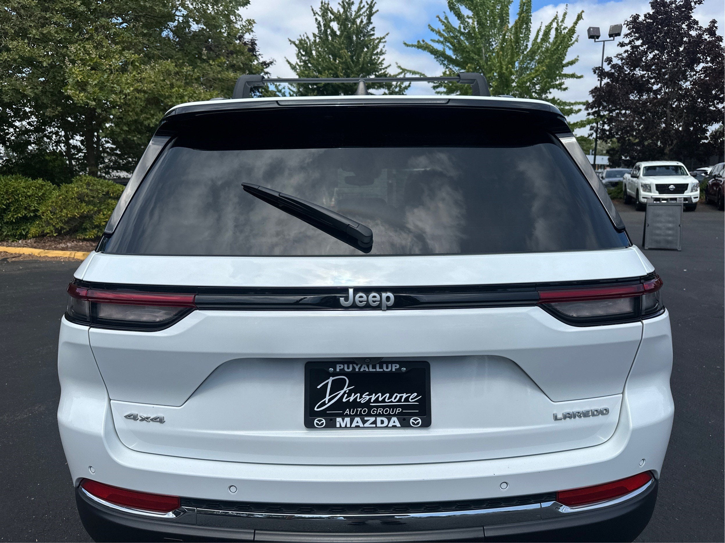 2024 Jeep Grand Cherokee Laredo X 4WD