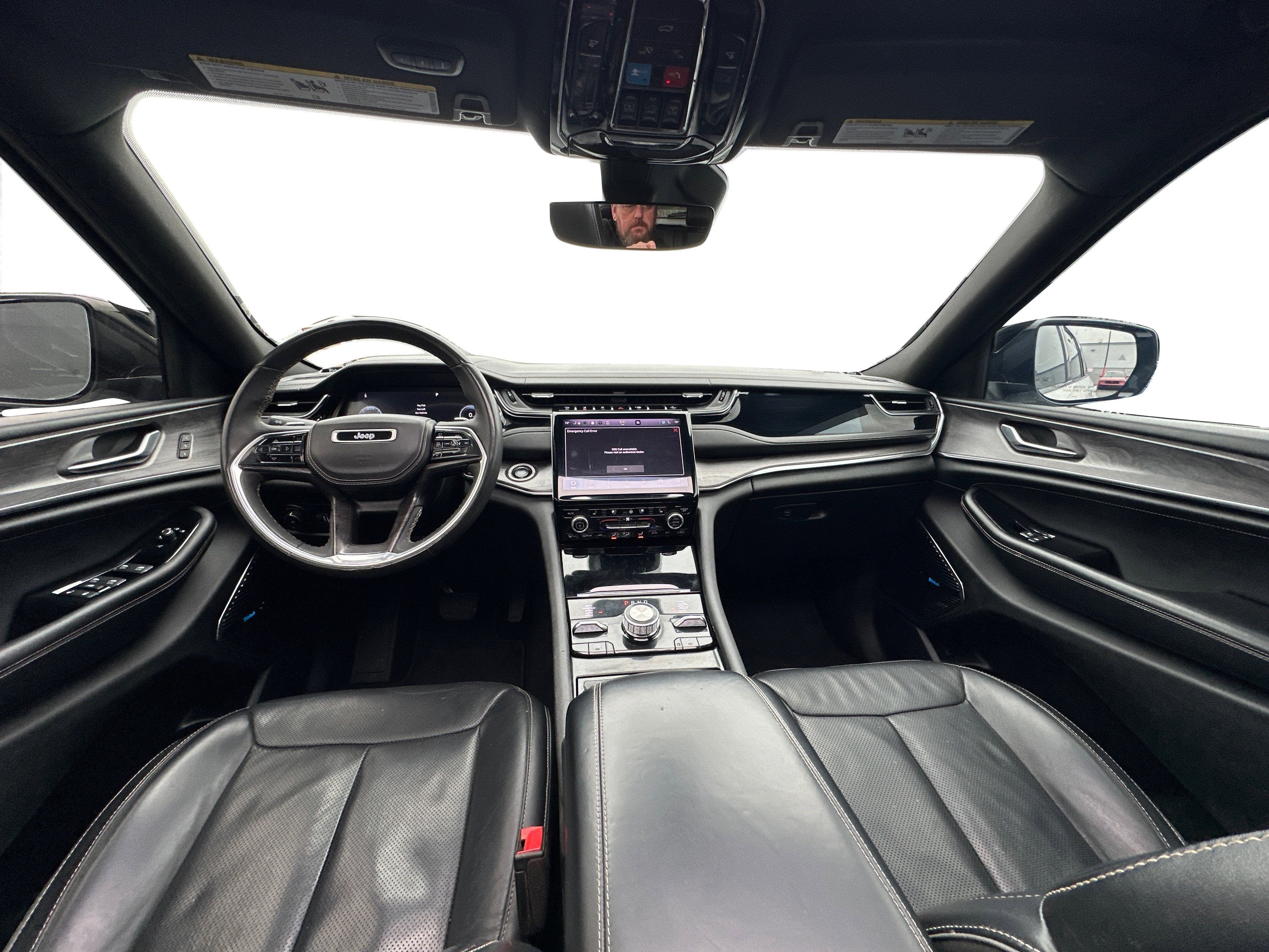 2023 Jeep Grand Cherokee Overland 4WD