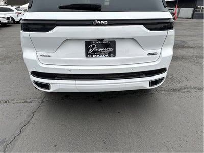 2023 Jeep Grand Cherokee Overland 4WD