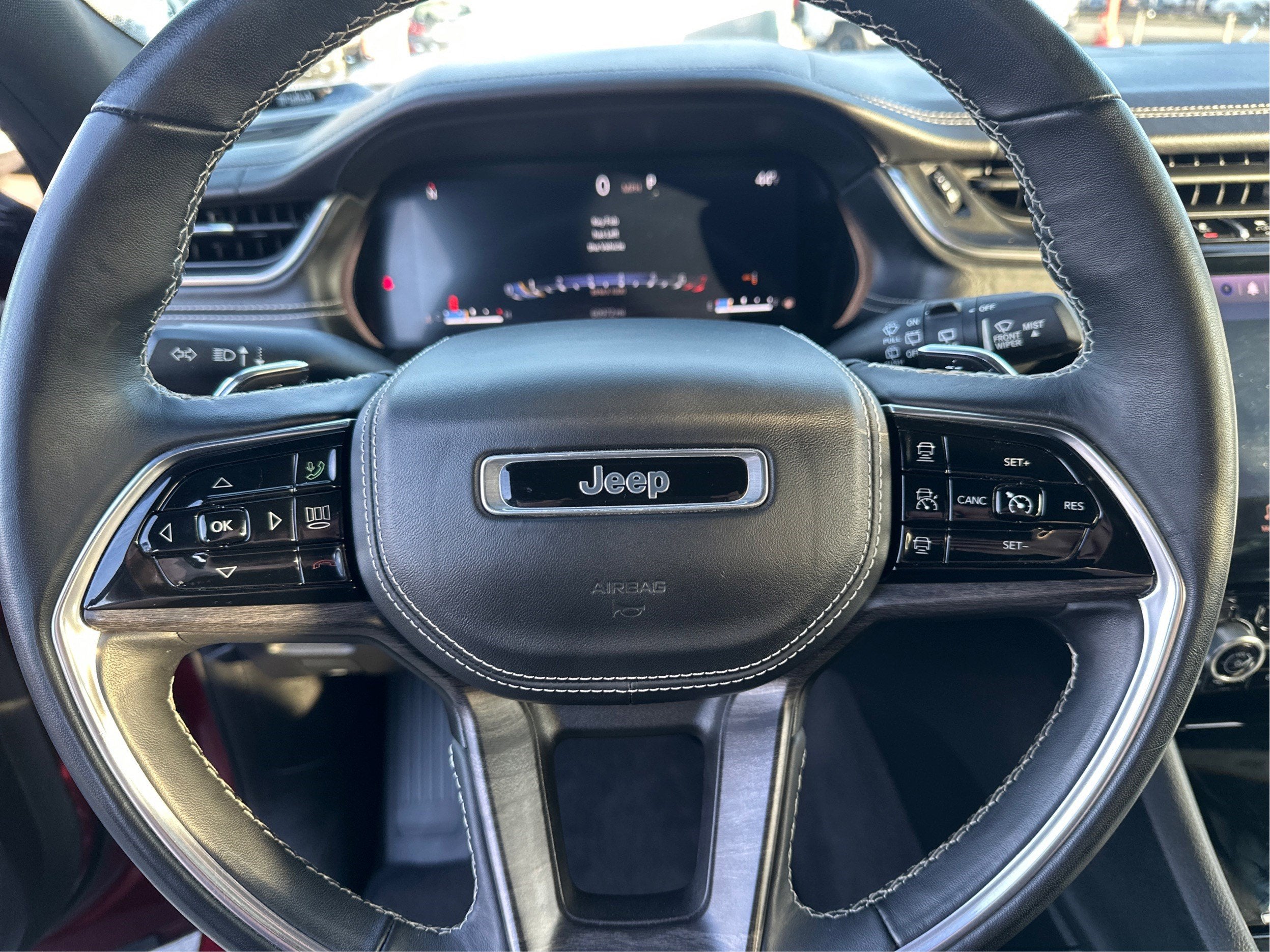 2022 Jeep Grand Cherokee L Overland 4WD