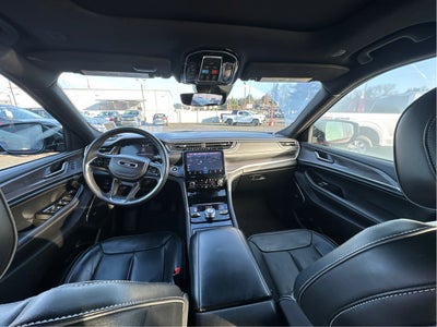 2022 Jeep Grand Cherokee L Overland 4WD