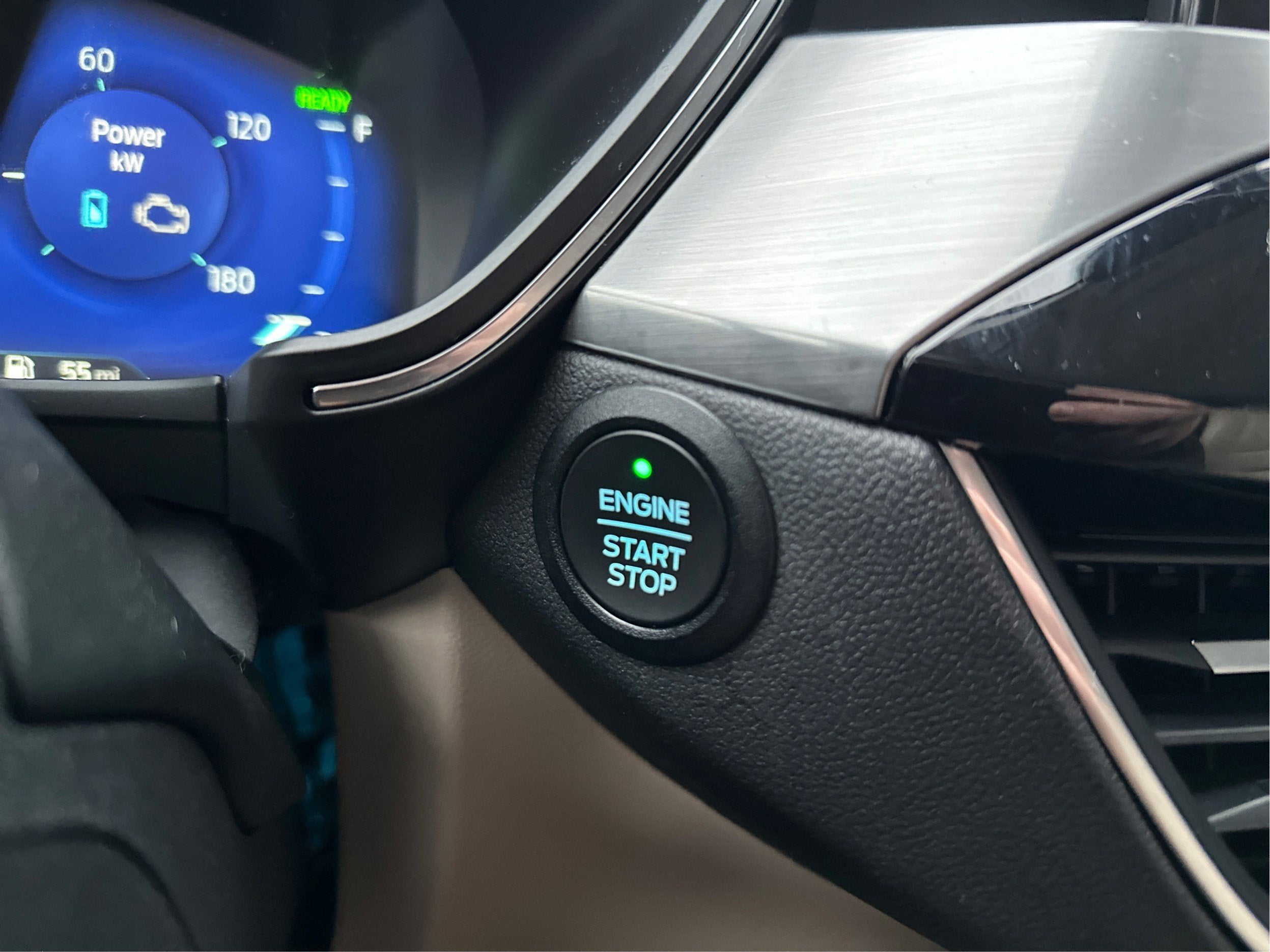 2021 Ford Escape Titanium Hybrid AWD