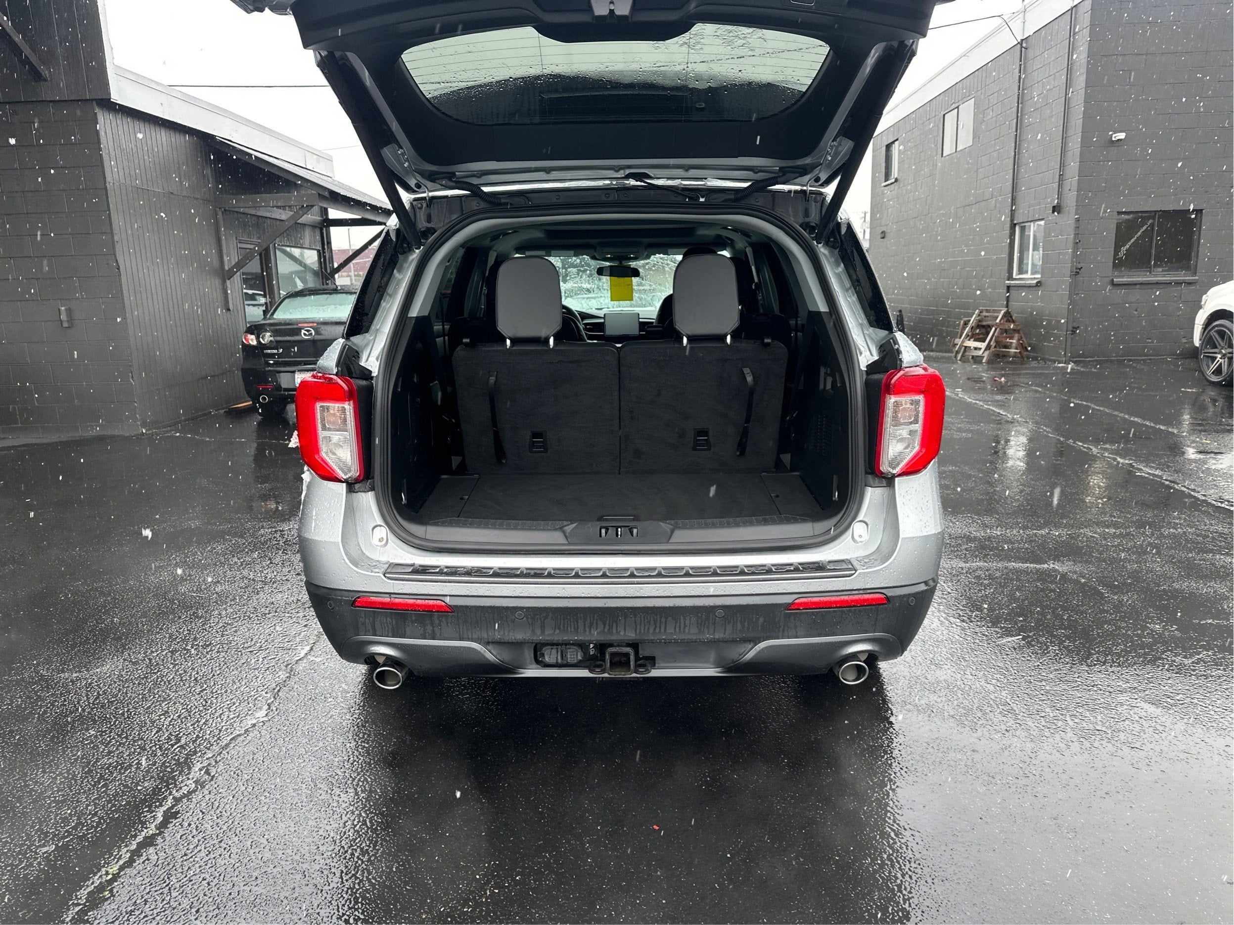 2023 Ford Explorer XLT 4WD