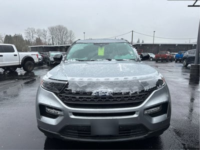 2023 Ford Explorer XLT 4WD