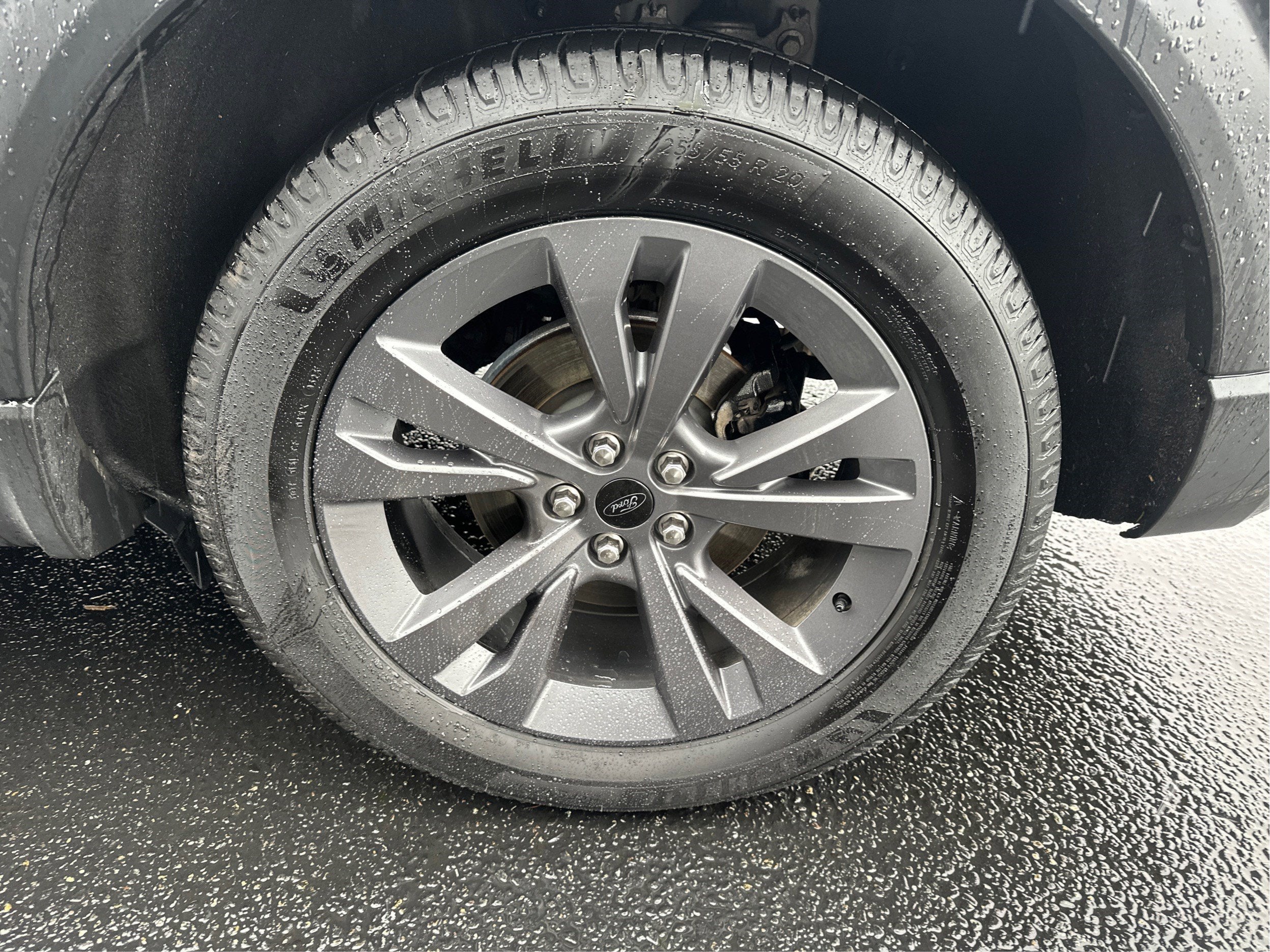 2023 Ford Explorer XLT 4WD