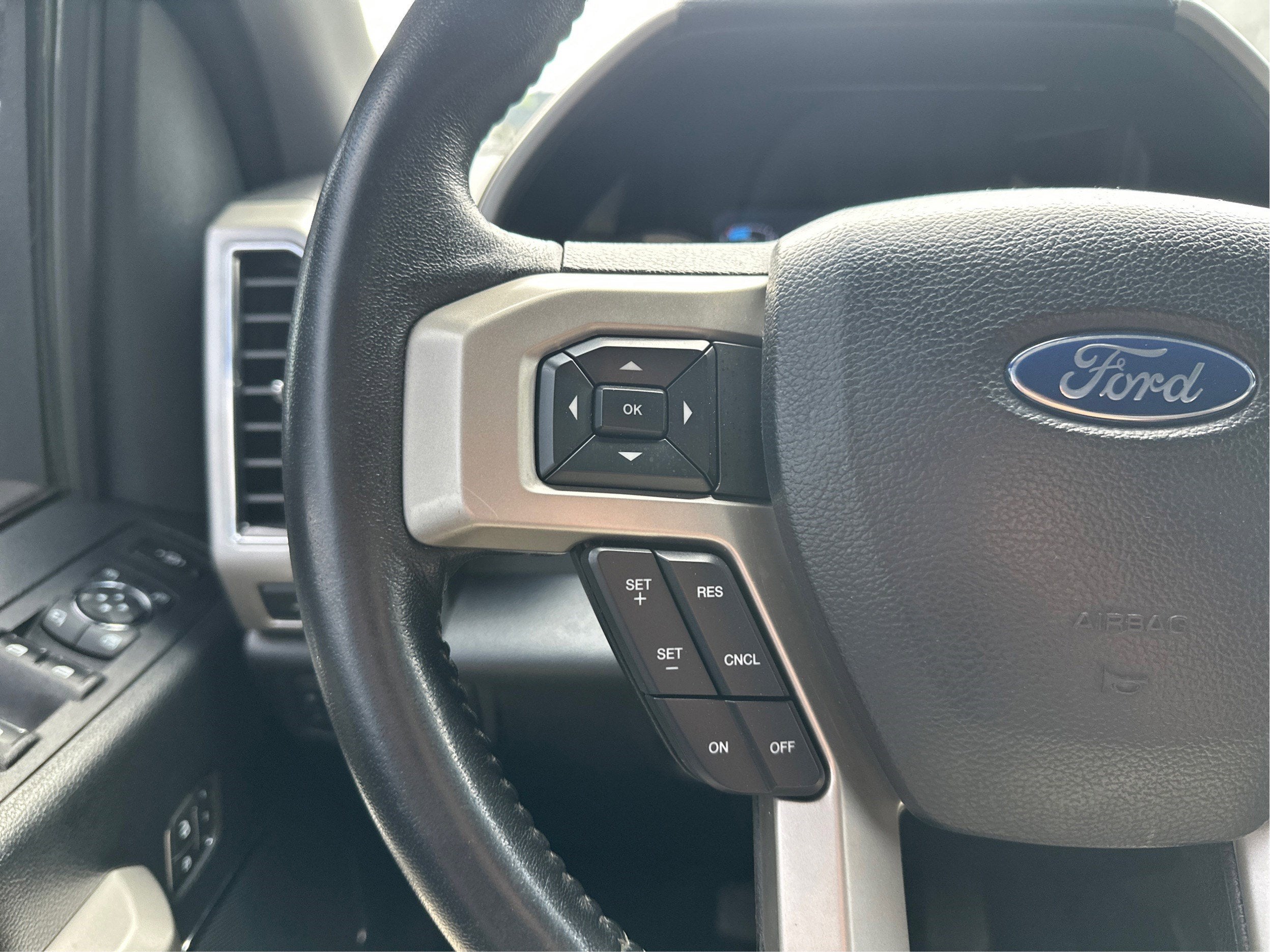 2019 Ford Super Duty F-250 SRW Lariat
