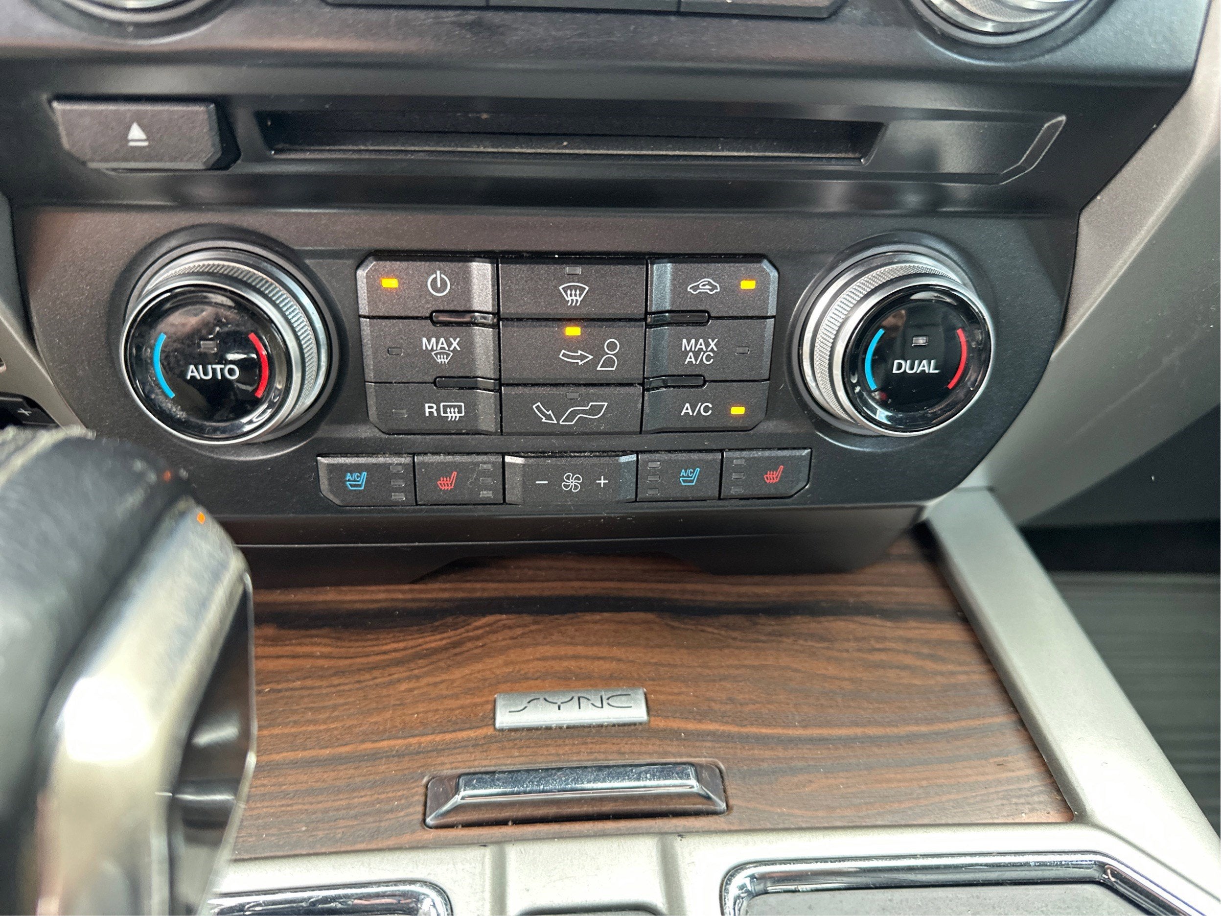 2016 Ford F-150 Lariat