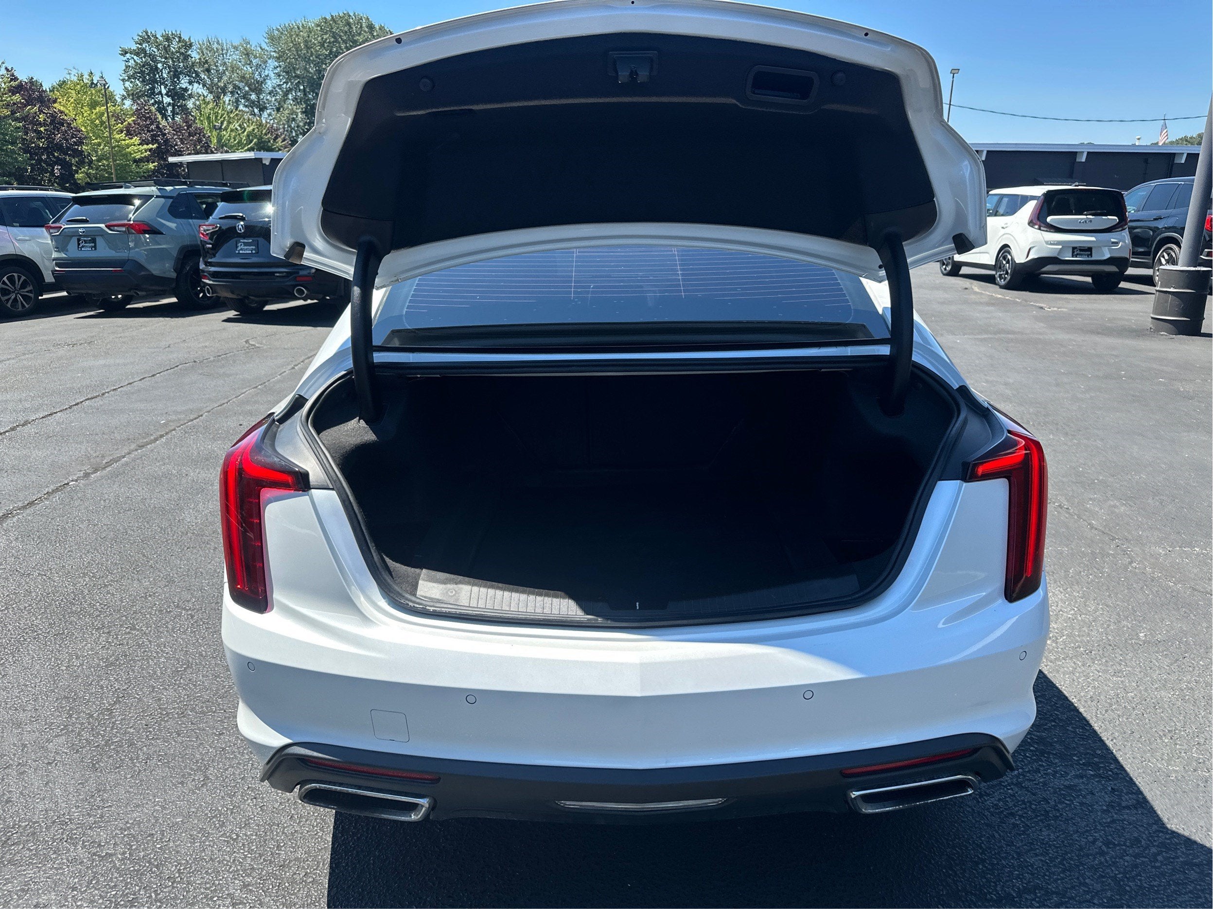 2022 Cadillac CT5 Premium Luxury