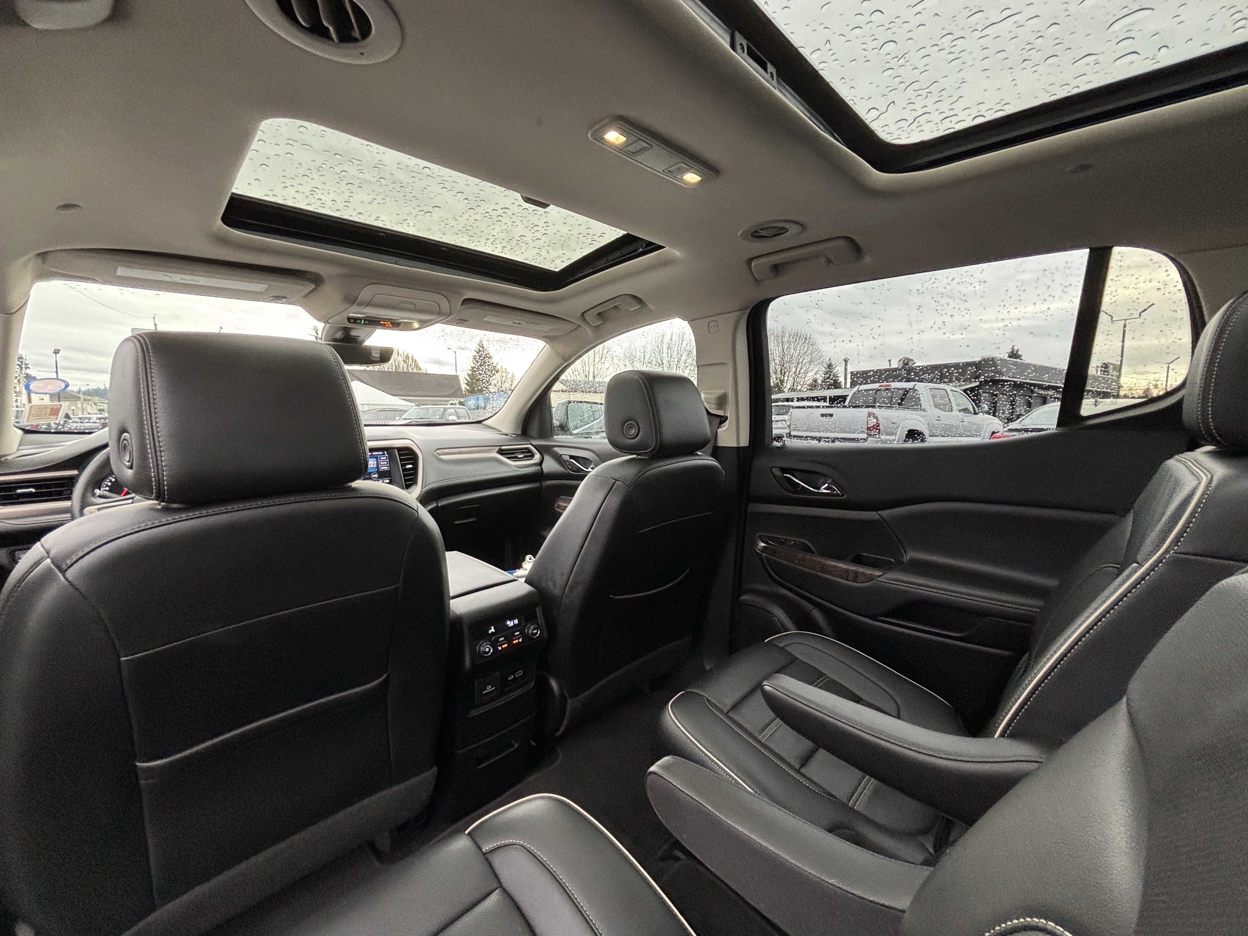 2022 GMC Acadia Denali AWD