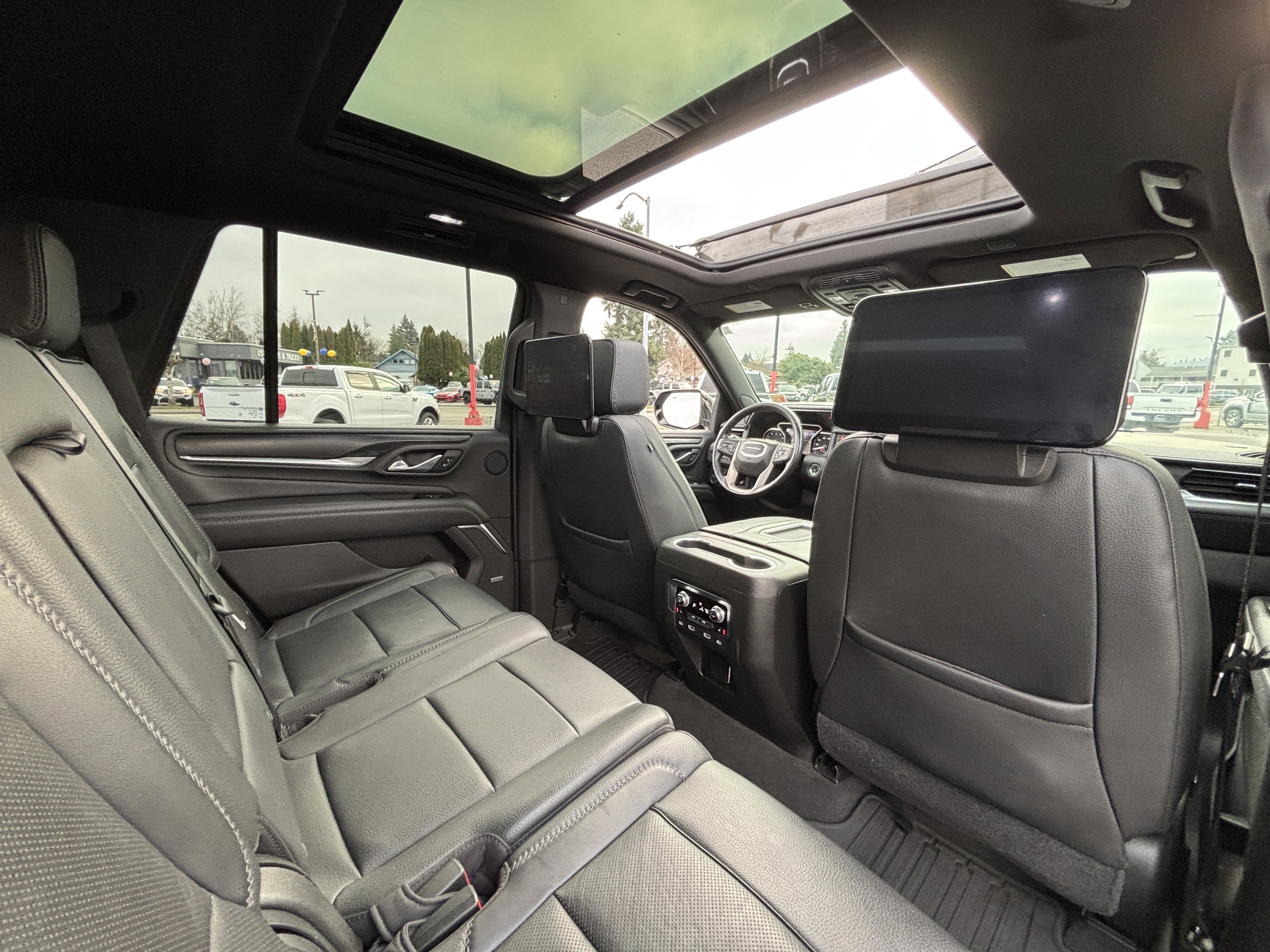 2021 GMC Yukon Denali 4WD