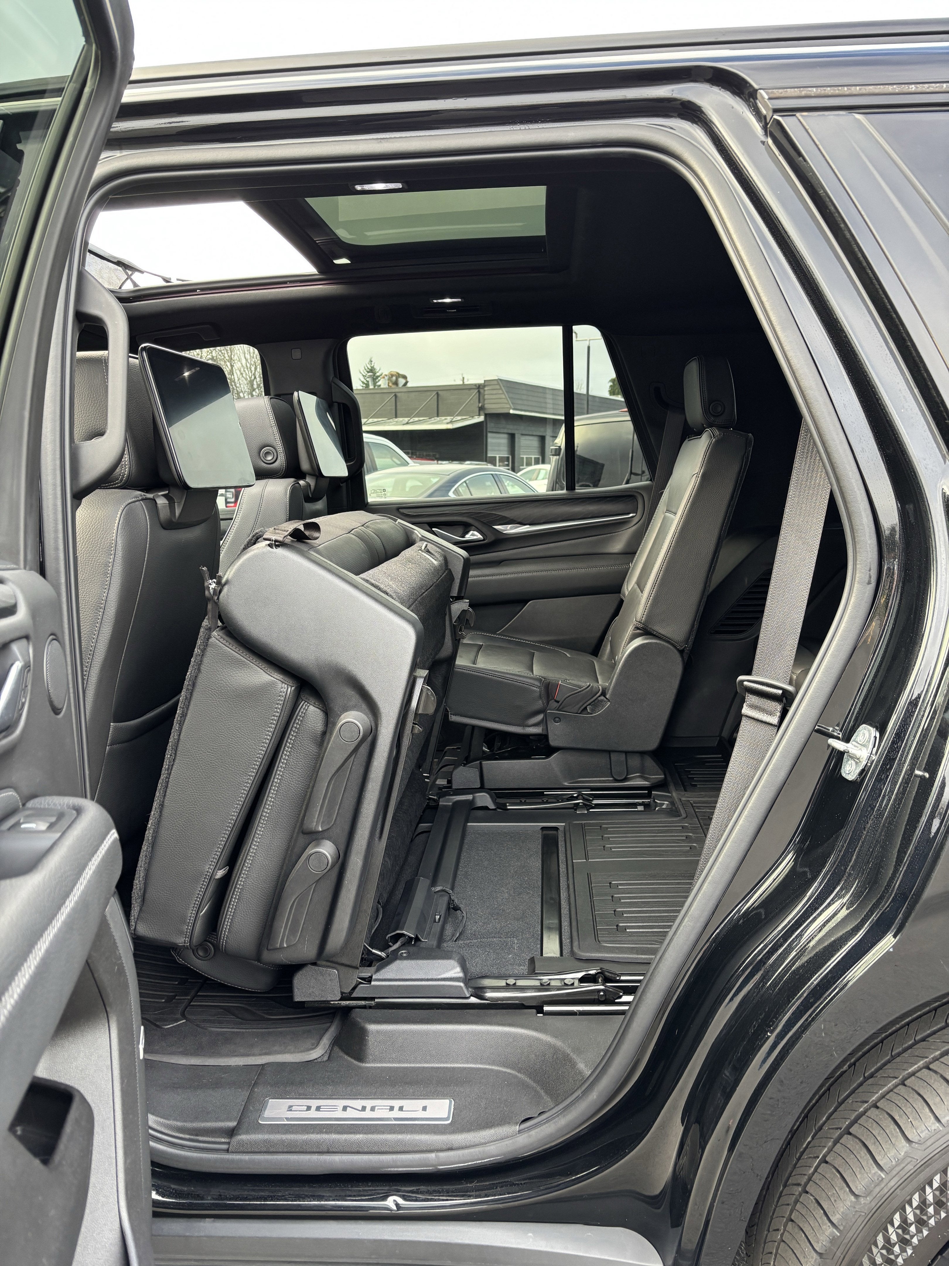 2021 GMC Yukon Denali 4WD