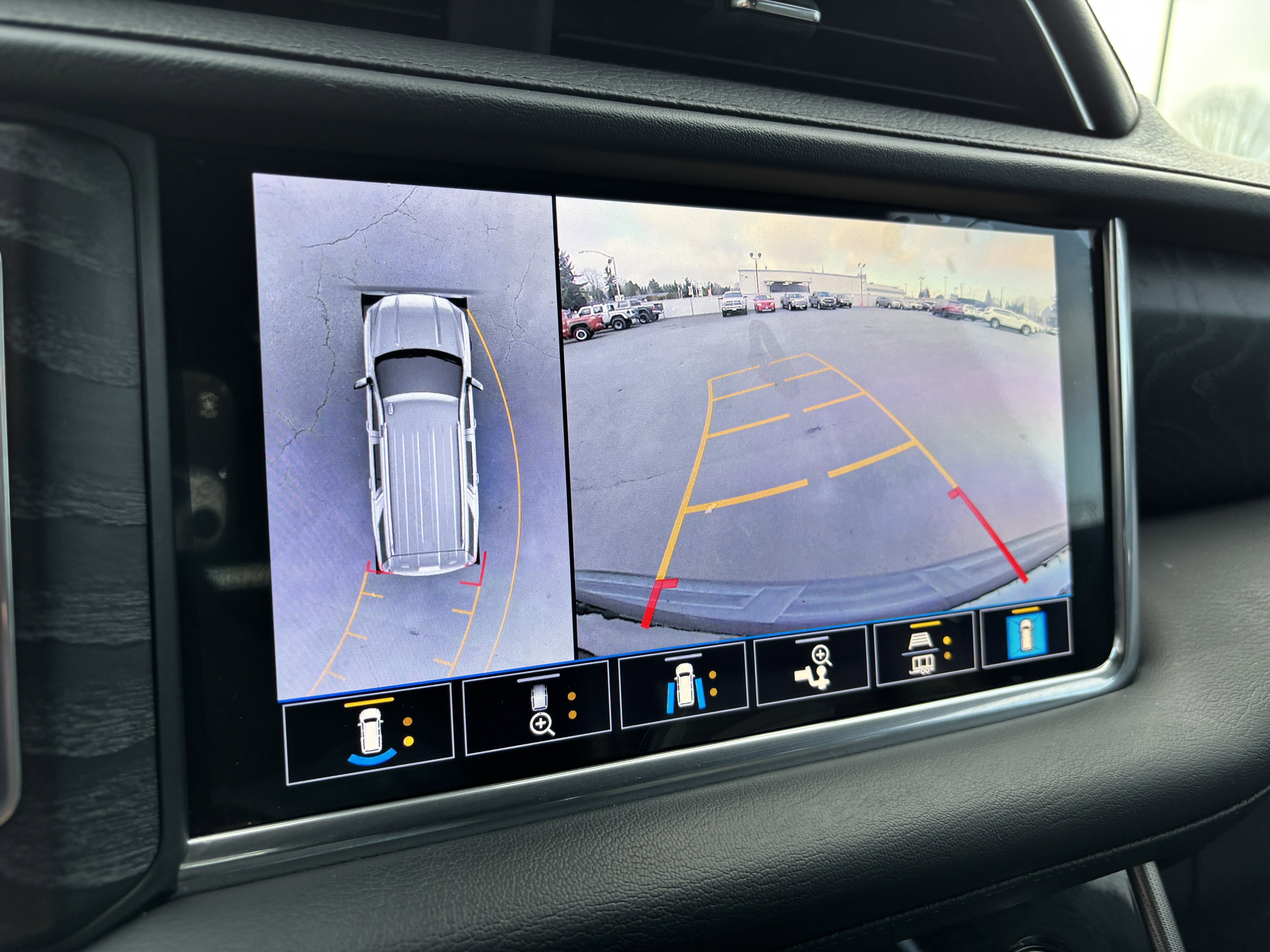 2021 GMC Yukon Denali 4WD