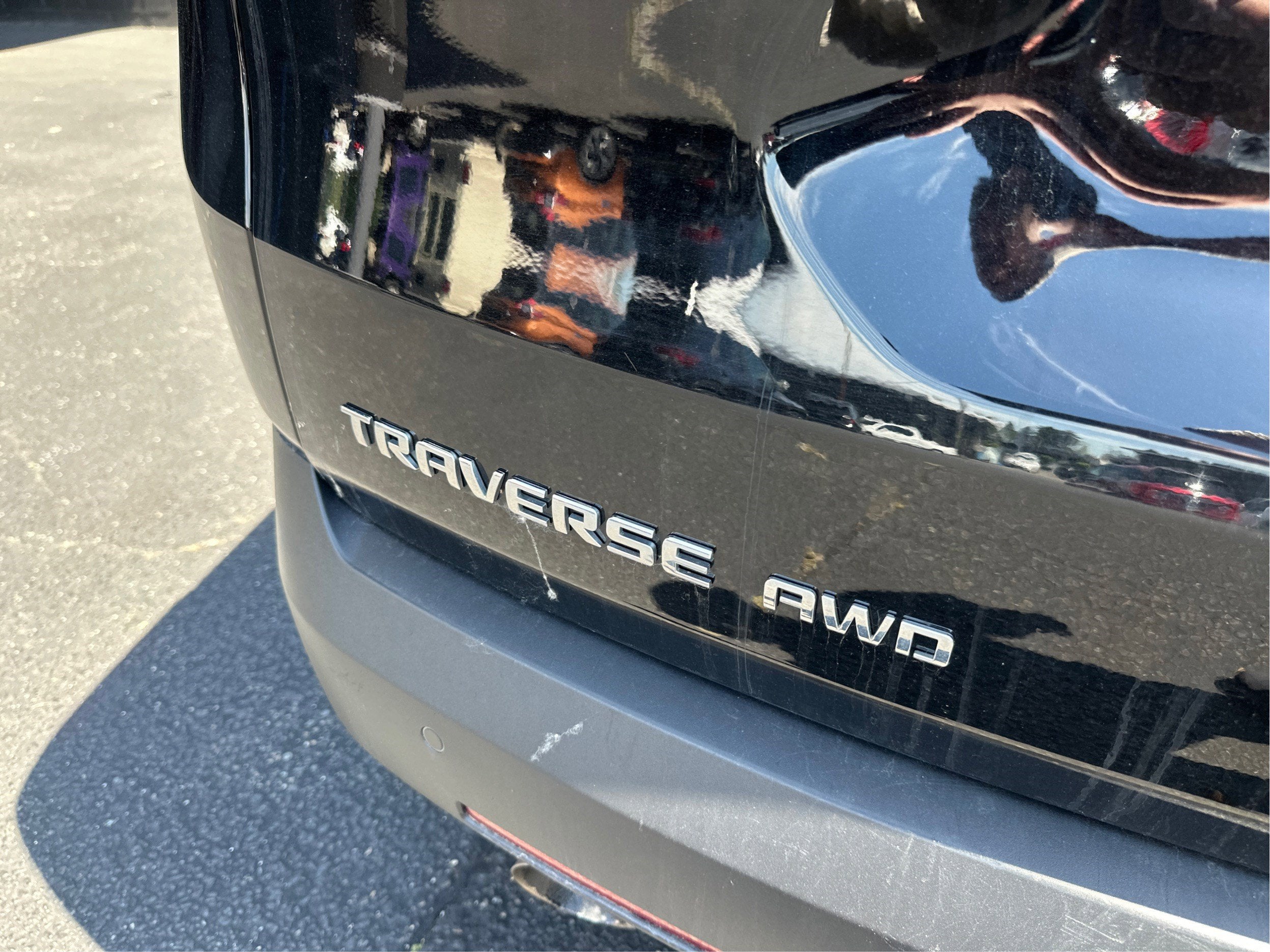2023 Chevrolet Traverse LT Cloth