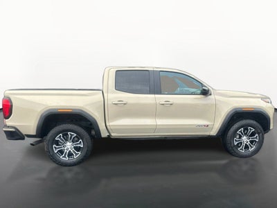 2024 GMC Canyon 4WD AT4