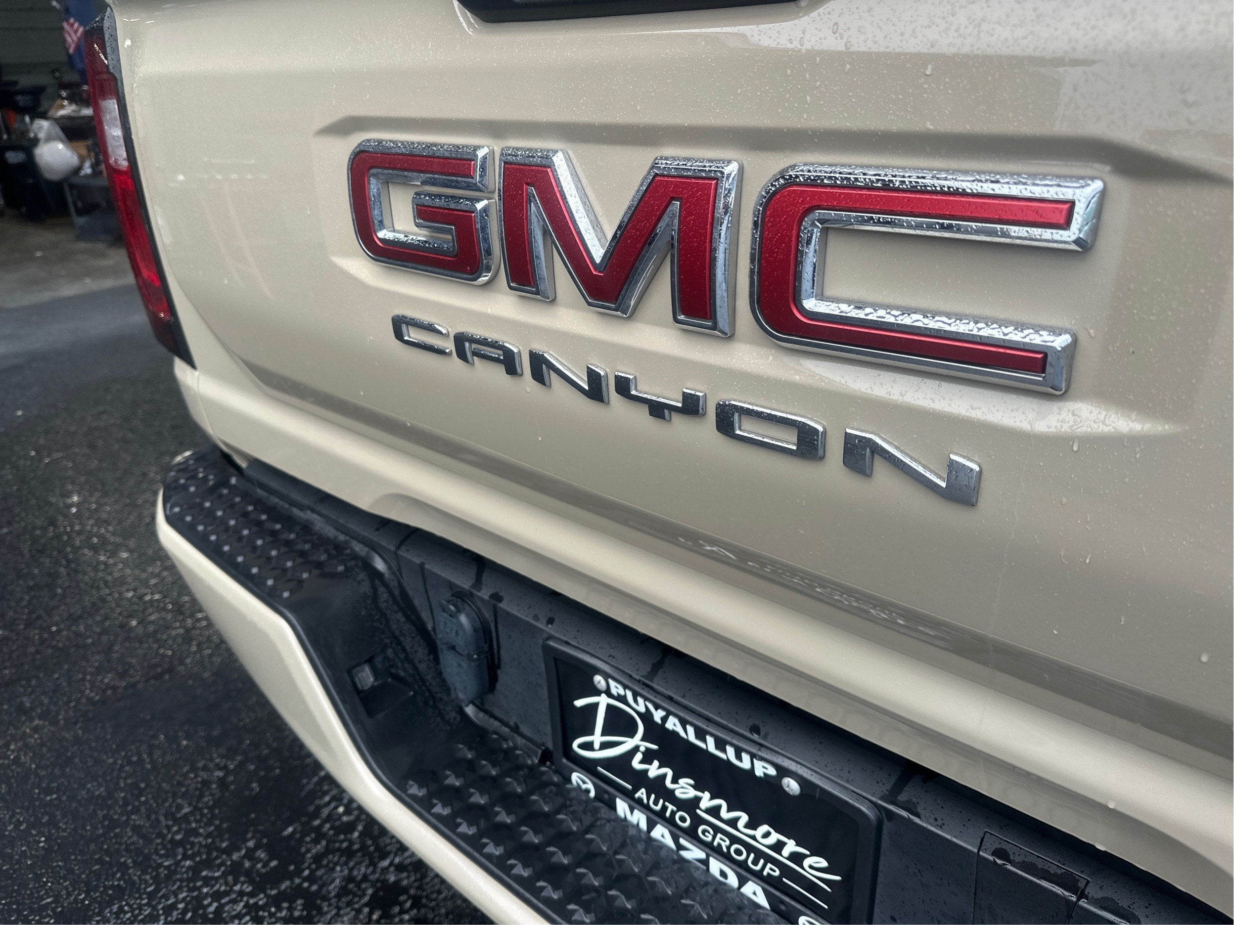 2024 GMC Canyon 4WD AT4