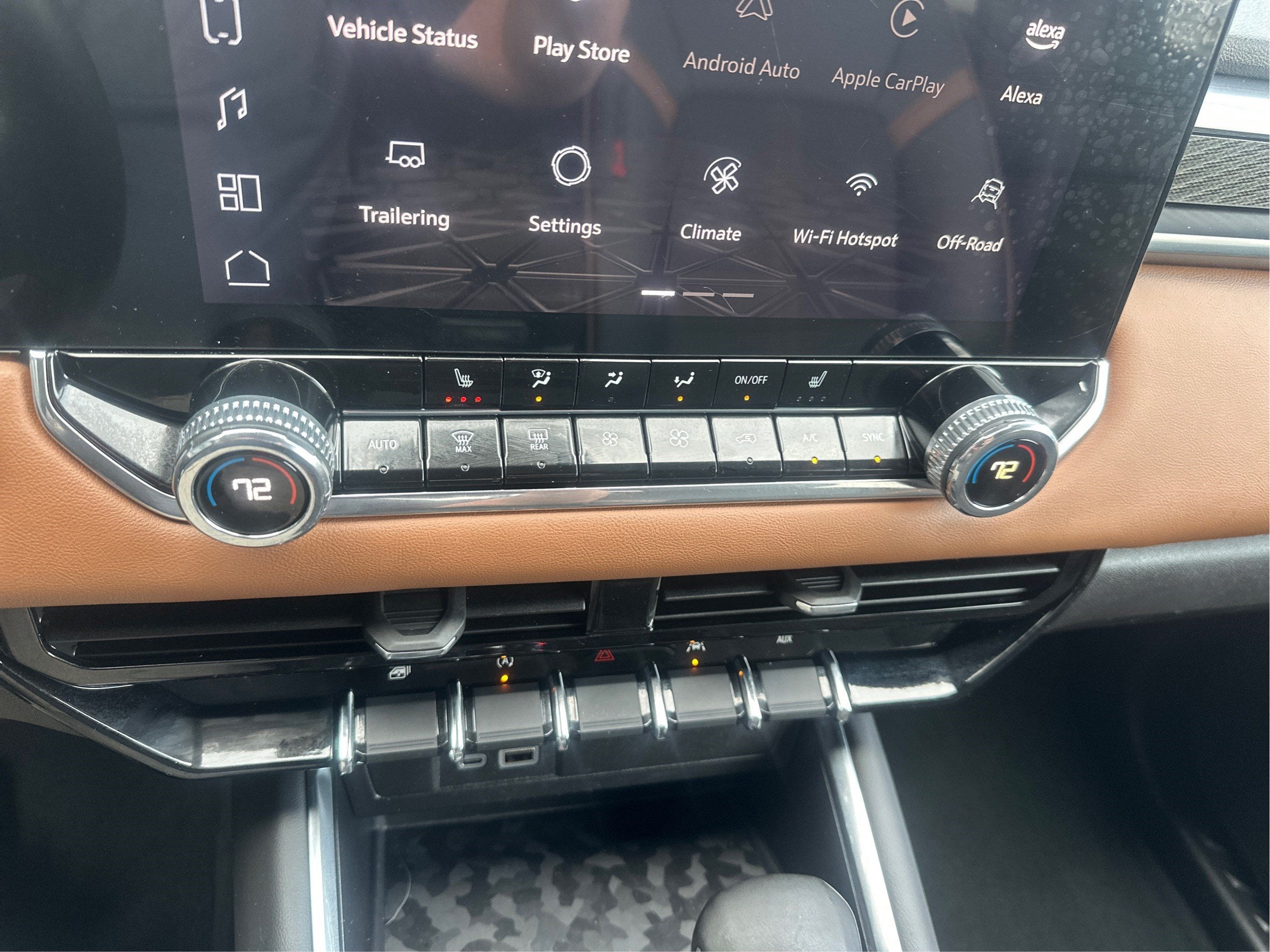 2024 GMC Canyon 4WD AT4