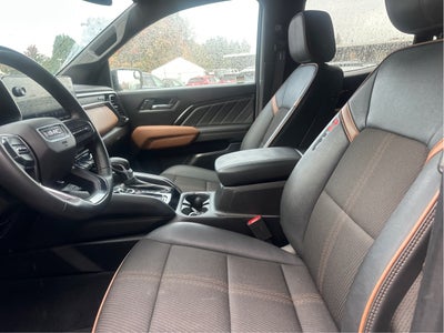 2024 GMC Canyon 4WD AT4