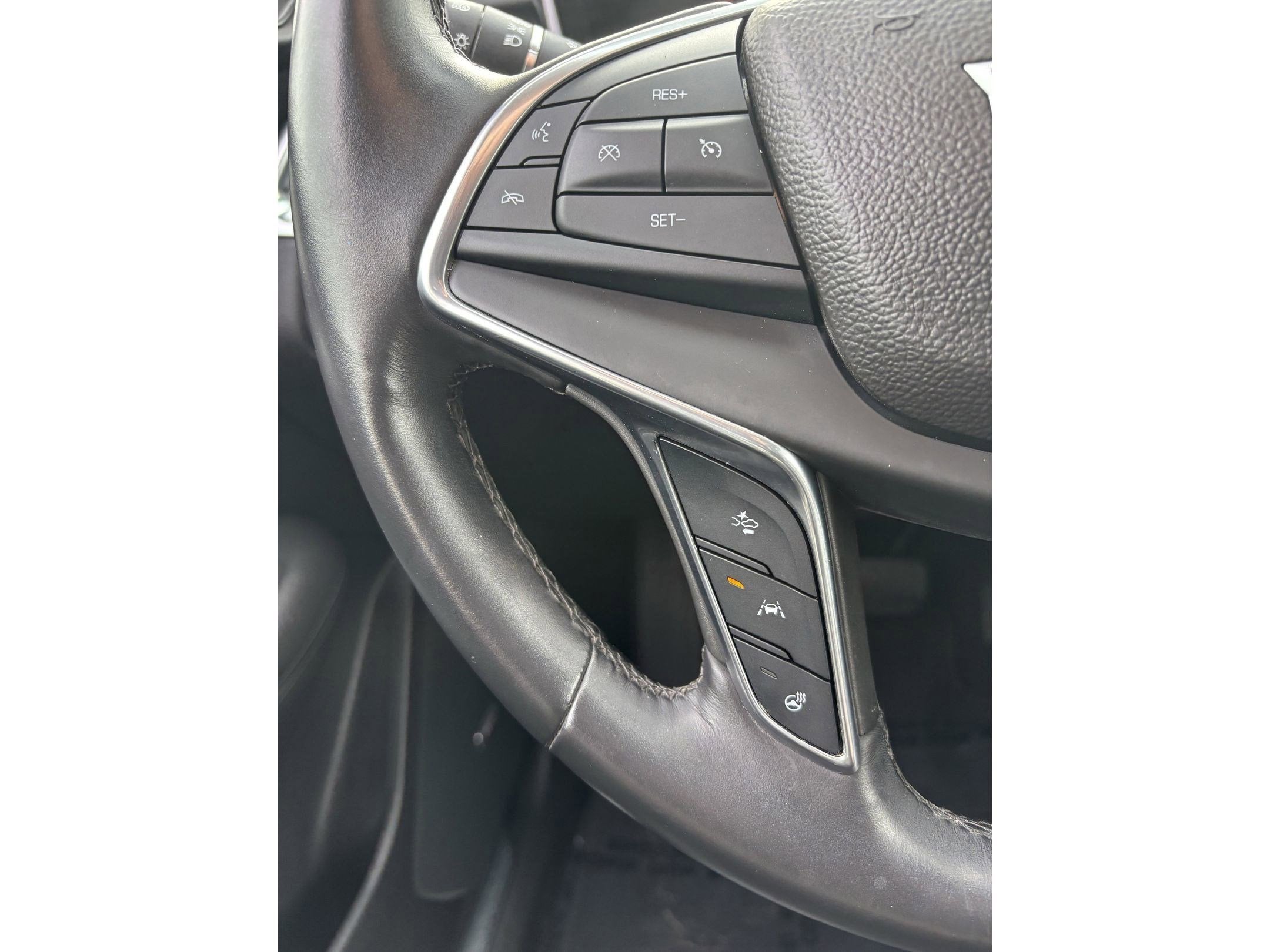 2017 Cadillac XT5 Luxury AWD