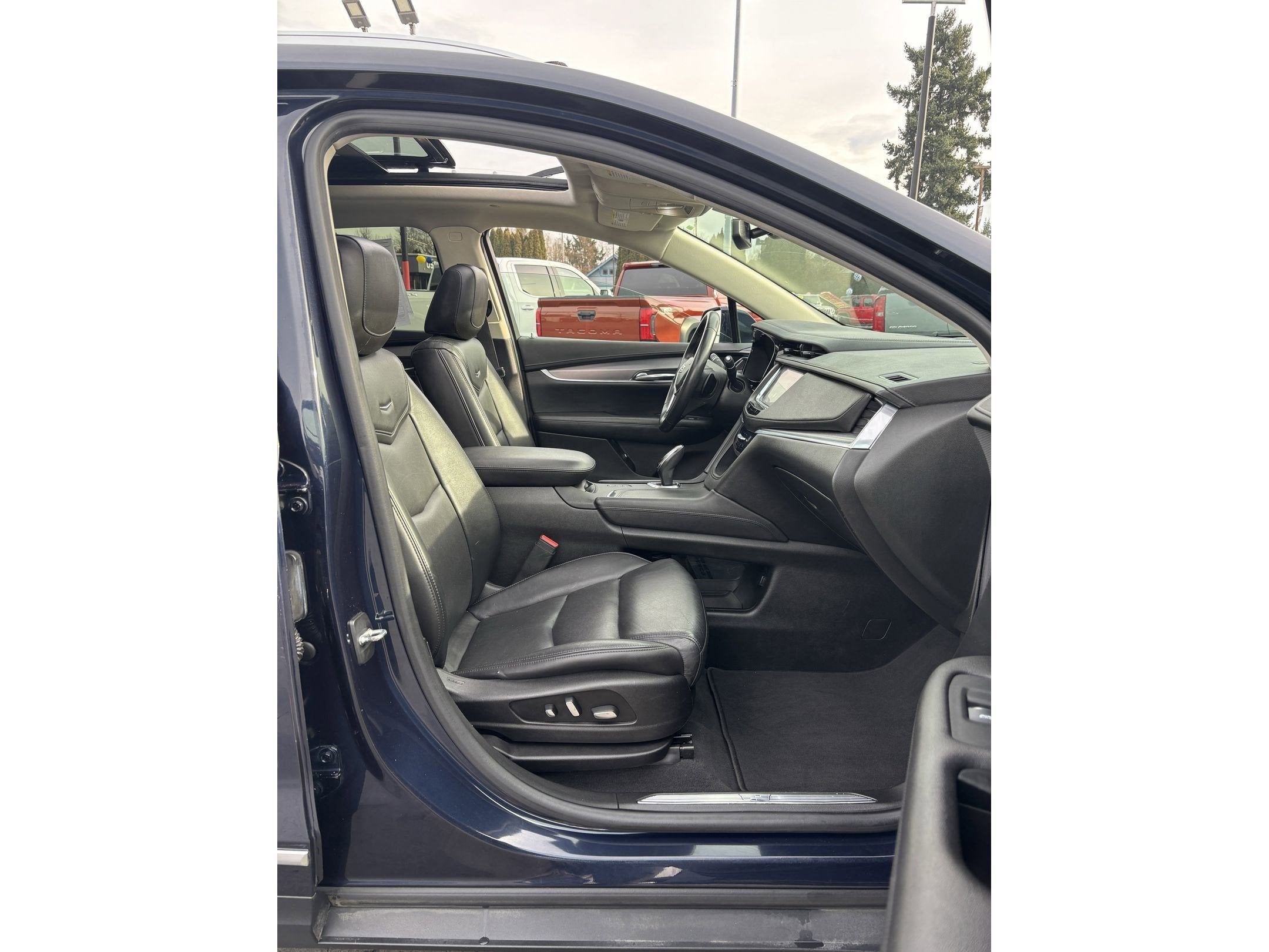 2017 Cadillac XT5 Luxury AWD