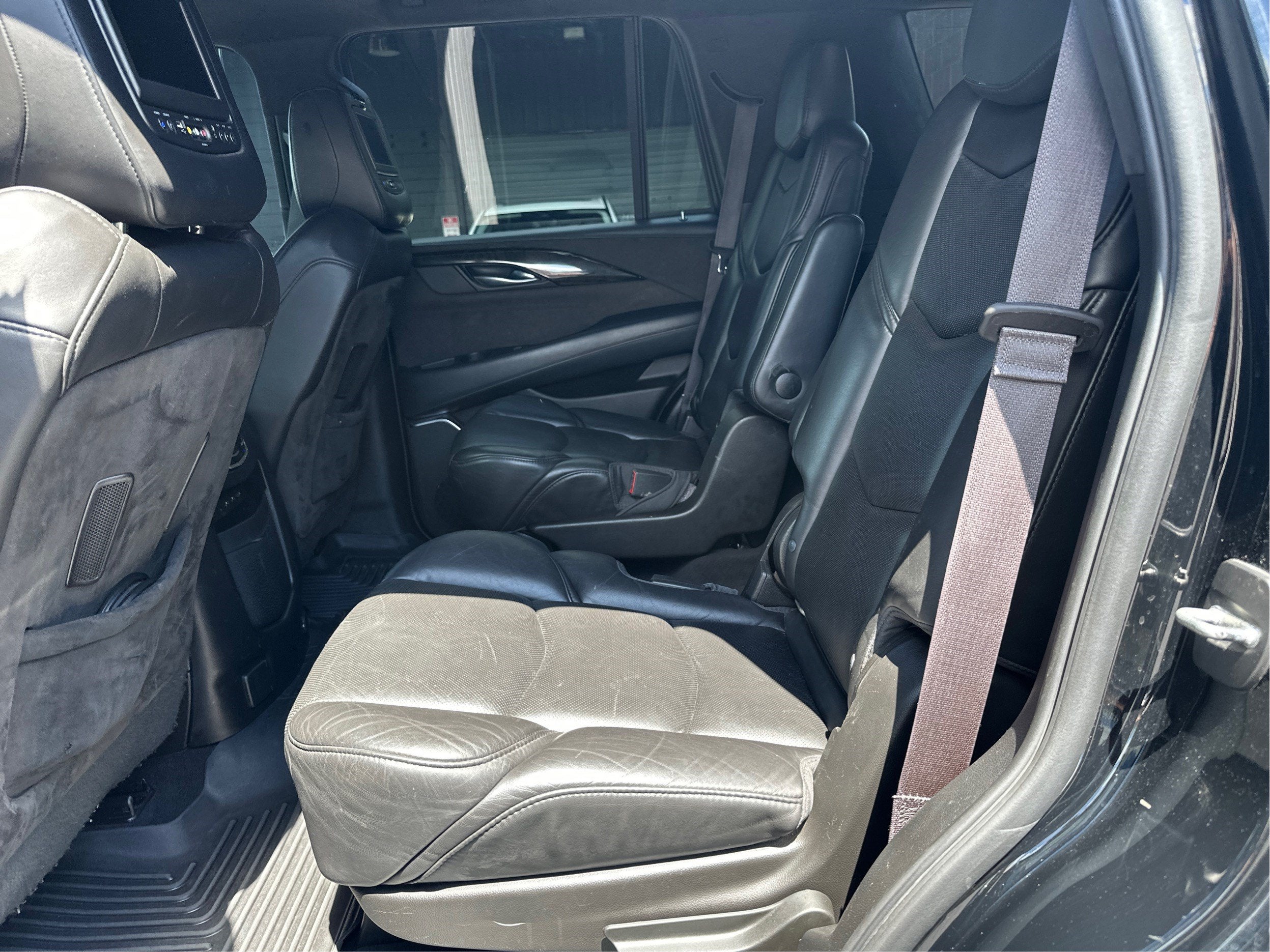 2017 Cadillac Escalade Platinum