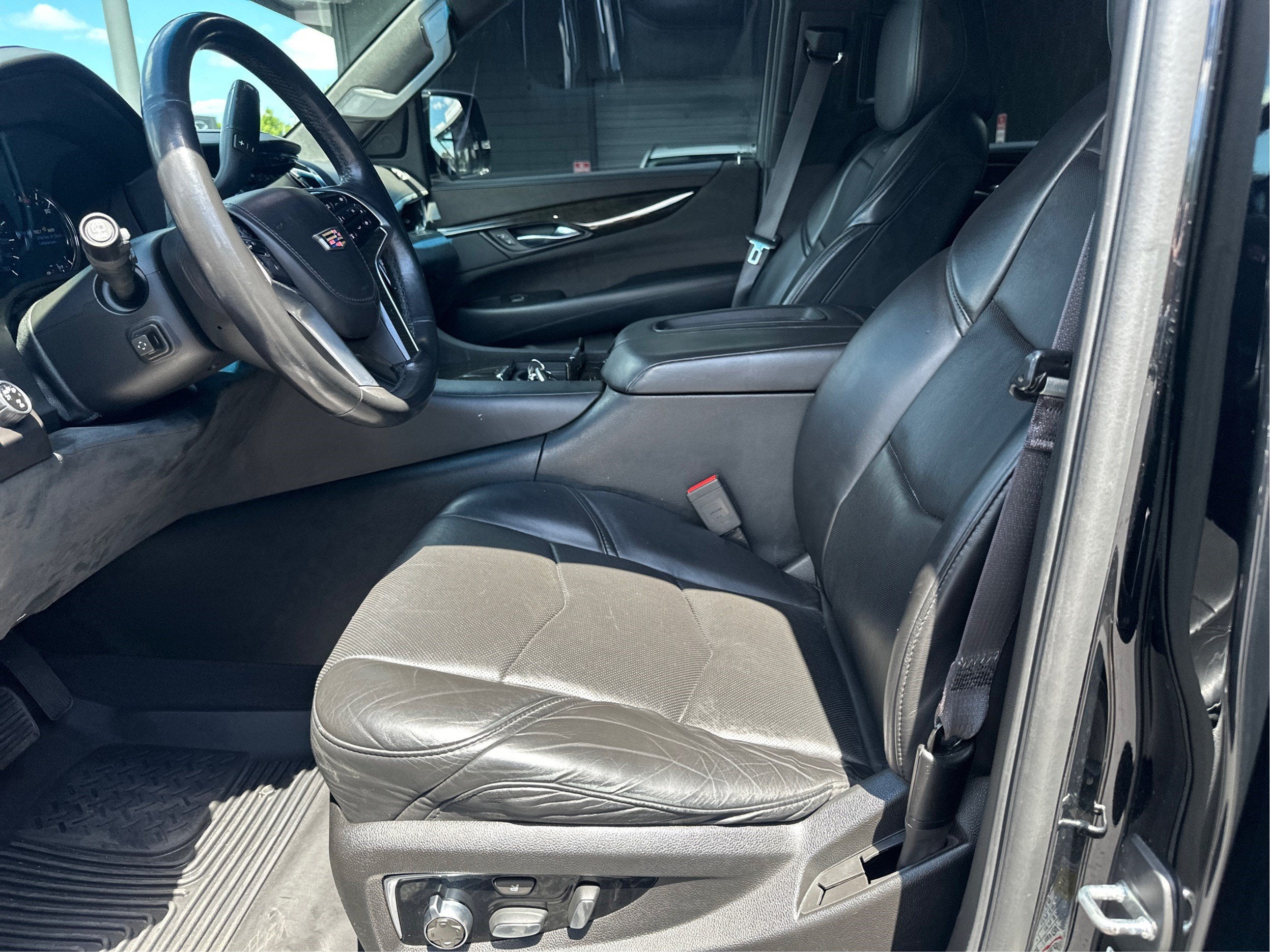 2017 Cadillac Escalade Platinum