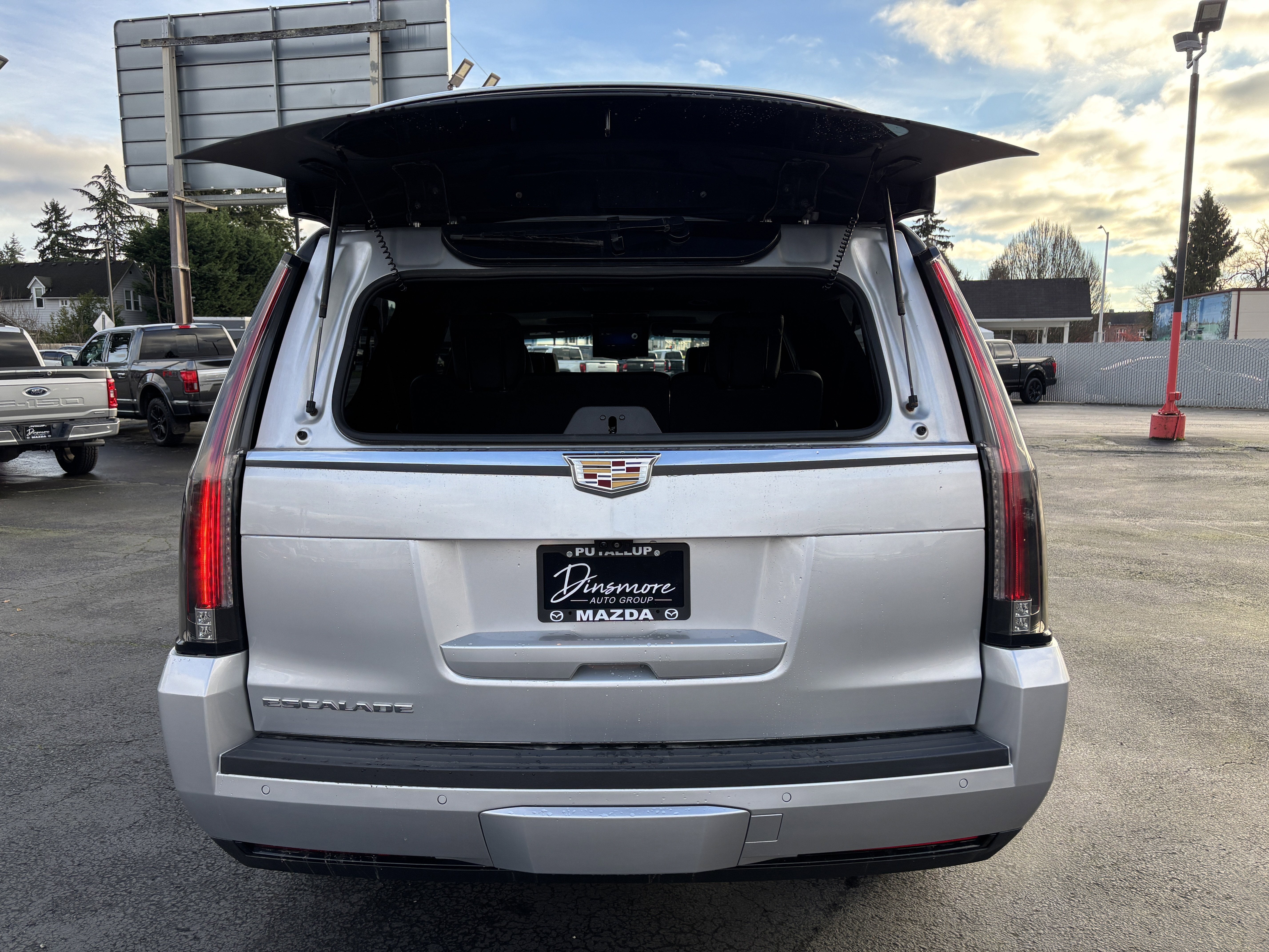 2018 Cadillac Escalade ESV Platinum
