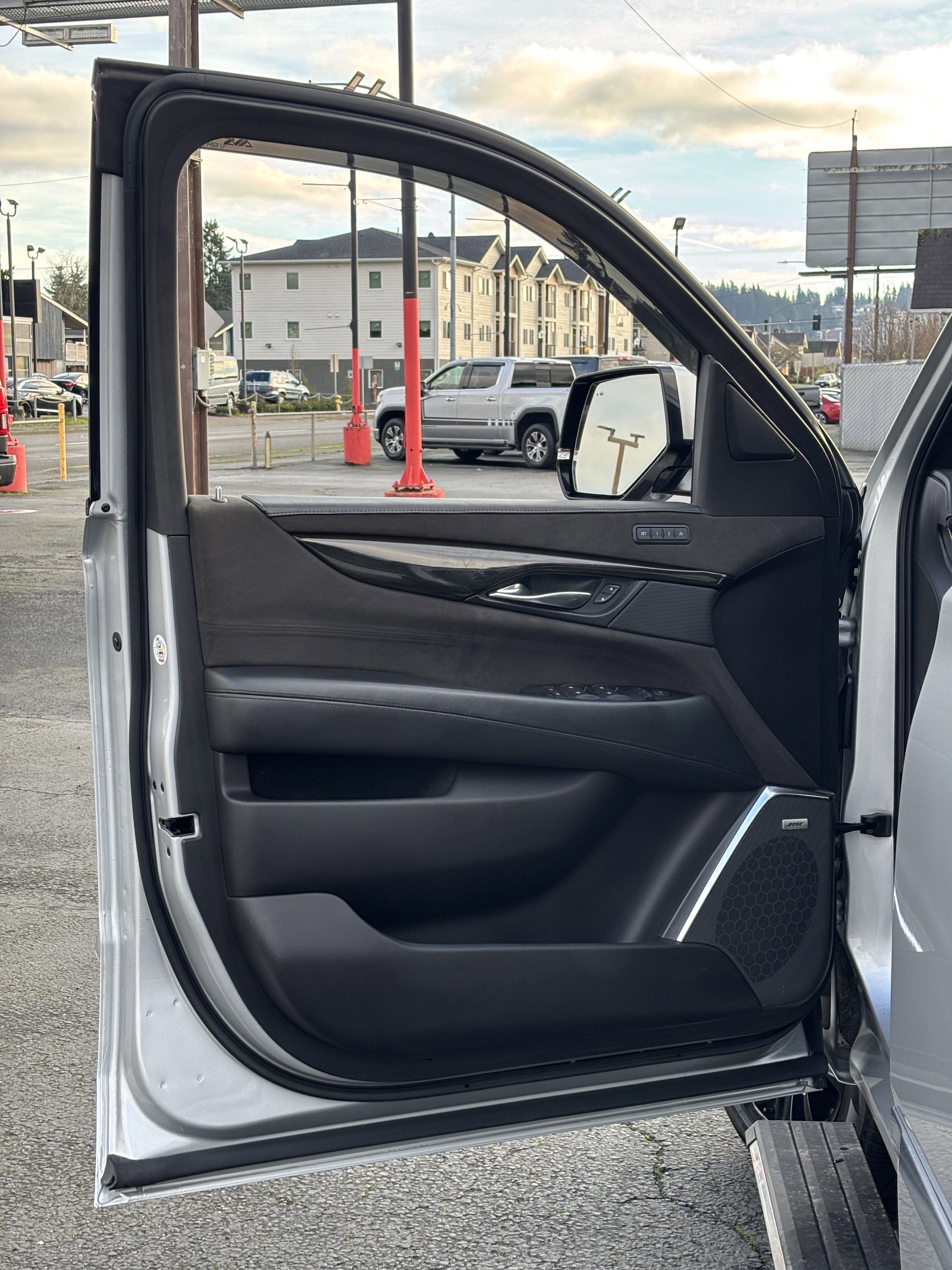 2018 Cadillac Escalade ESV Platinum