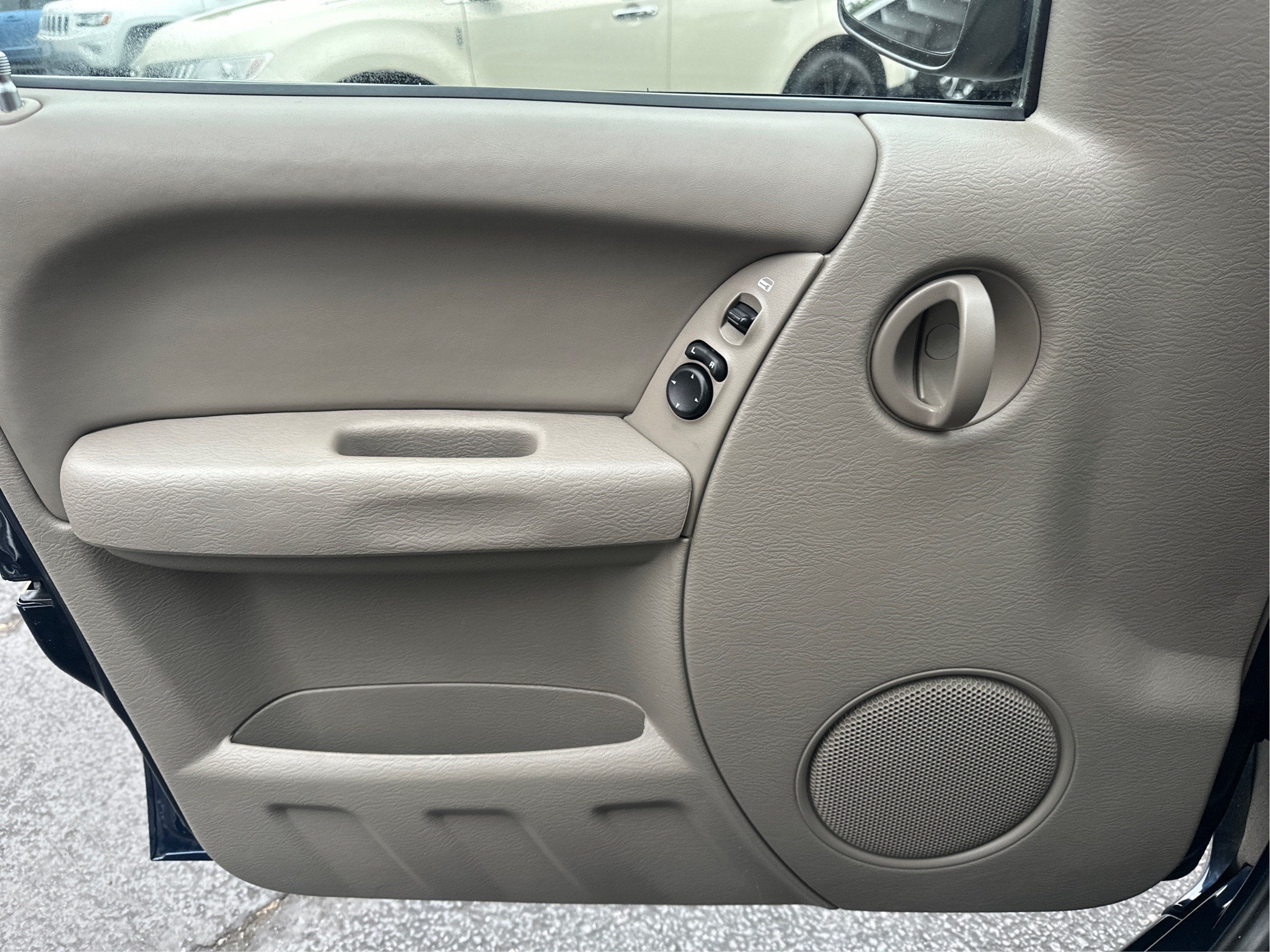 2004 Jeep Liberty Sport