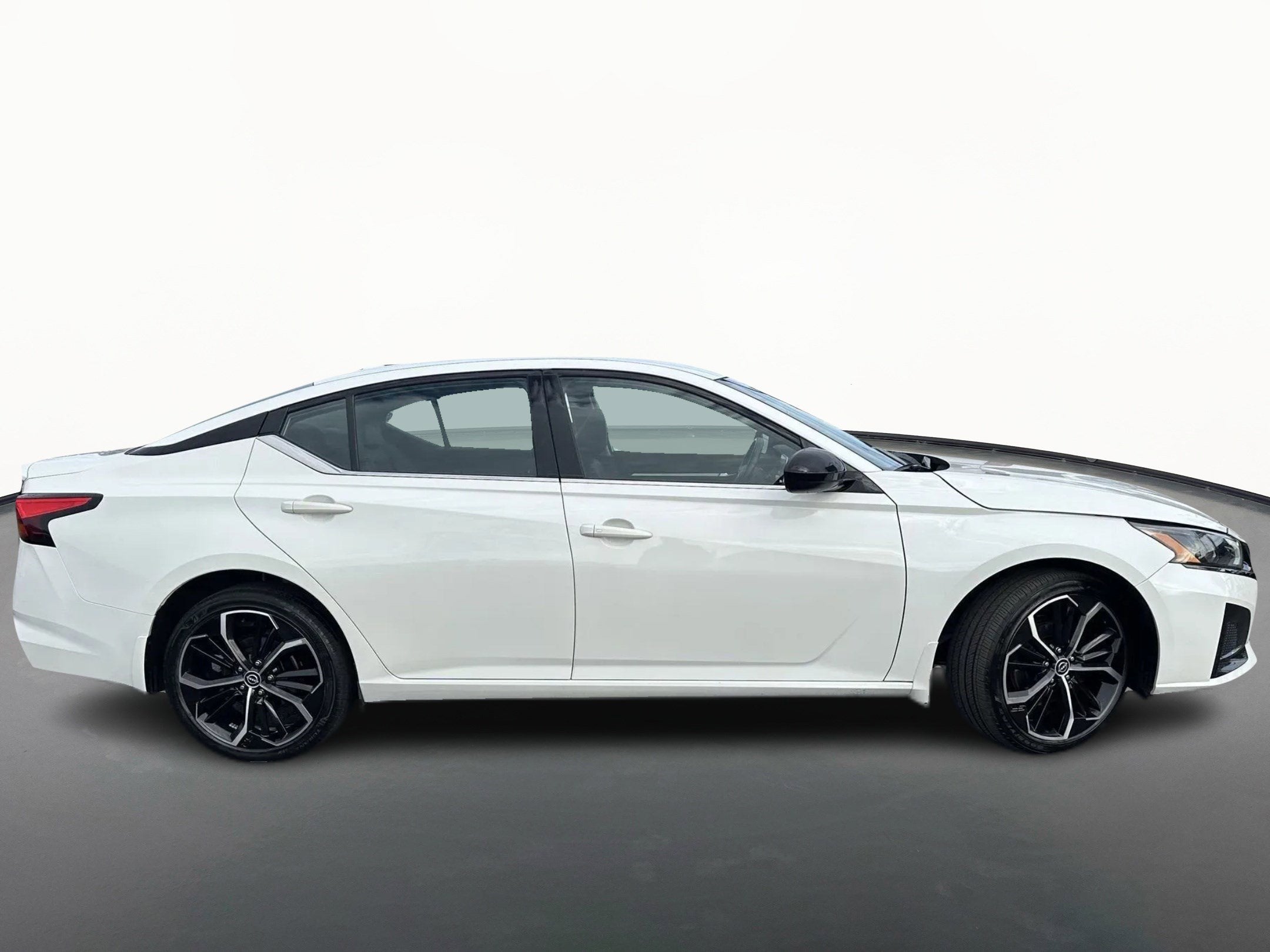 2023 Nissan Altima 2.5 SR AWD