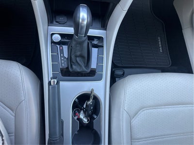 2020 Volkswagen Passat 2.0T SE