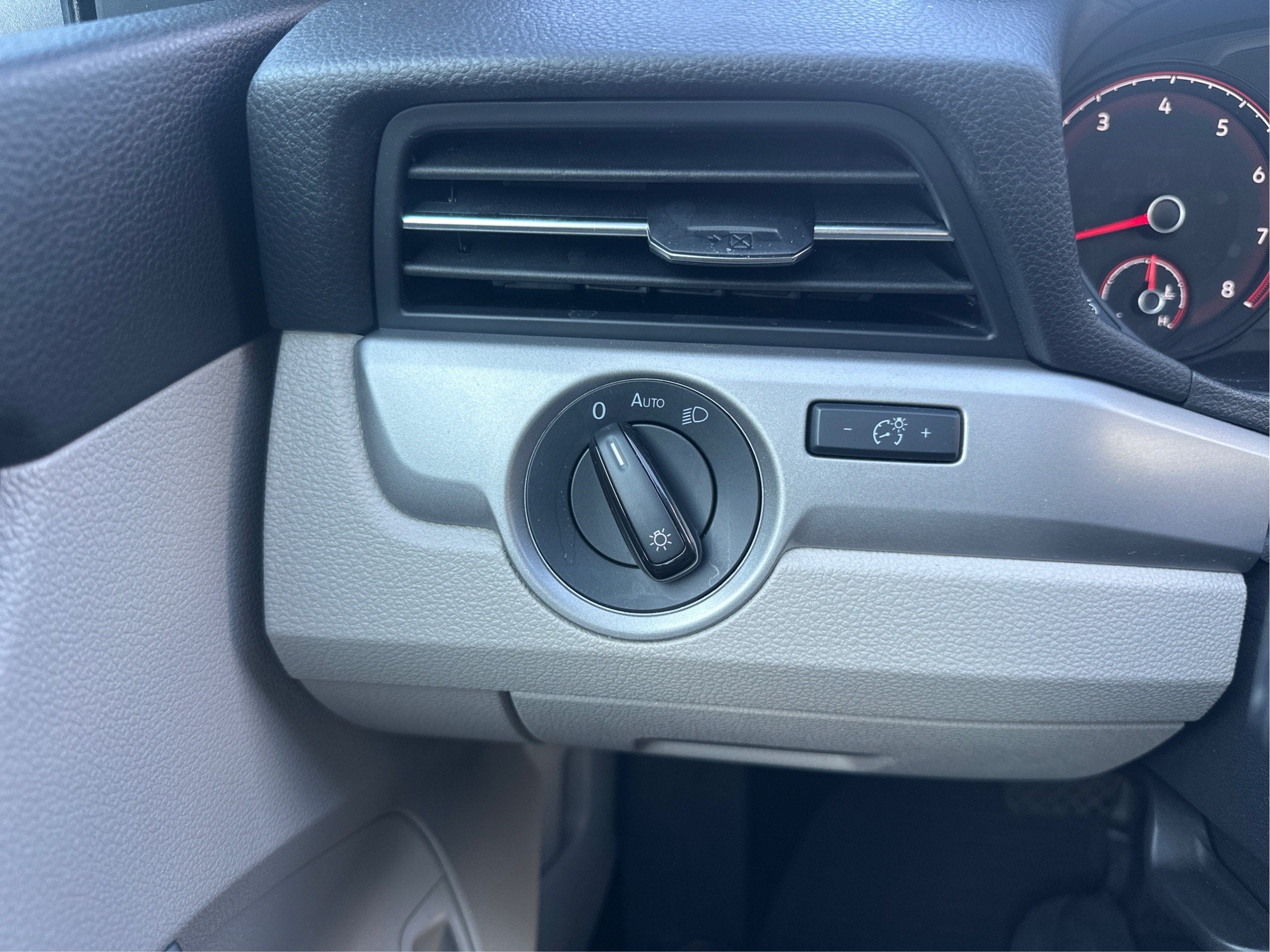 2020 Volkswagen Passat 2.0T SE