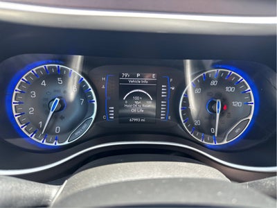 2023 Chrysler Voyager LX