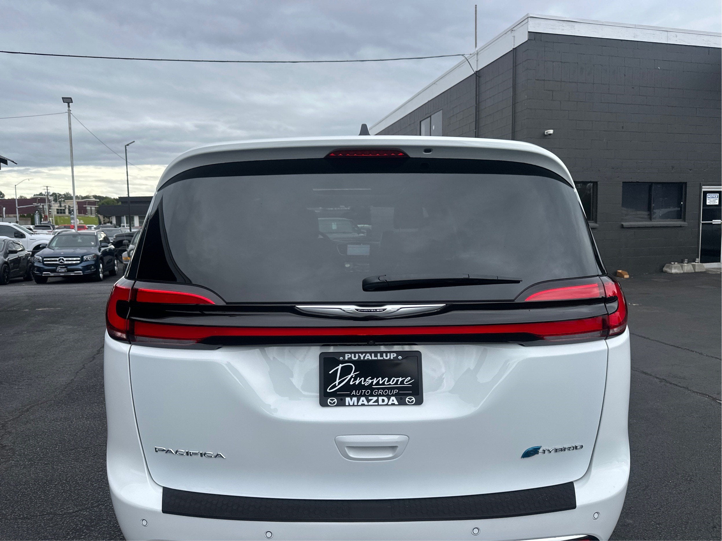 2023 Chrysler Pacifica Hybrid Limited
