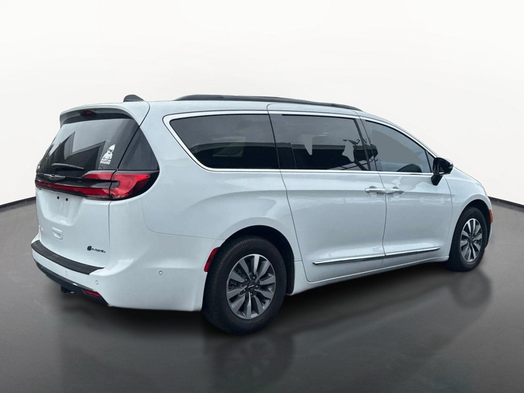 2023 Chrysler Pacifica Hybrid Limited