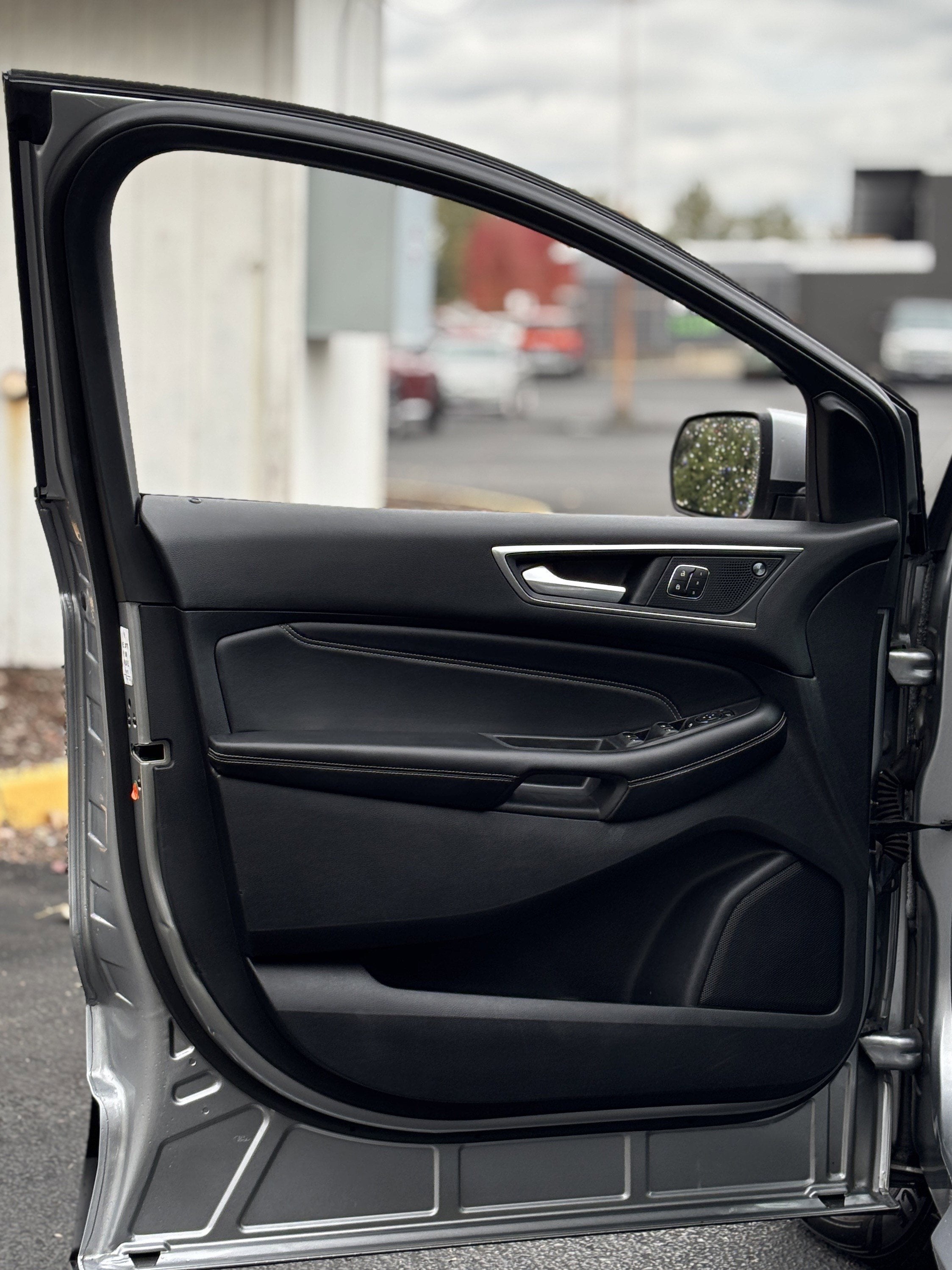 2022 Ford Edge Titanium AWD