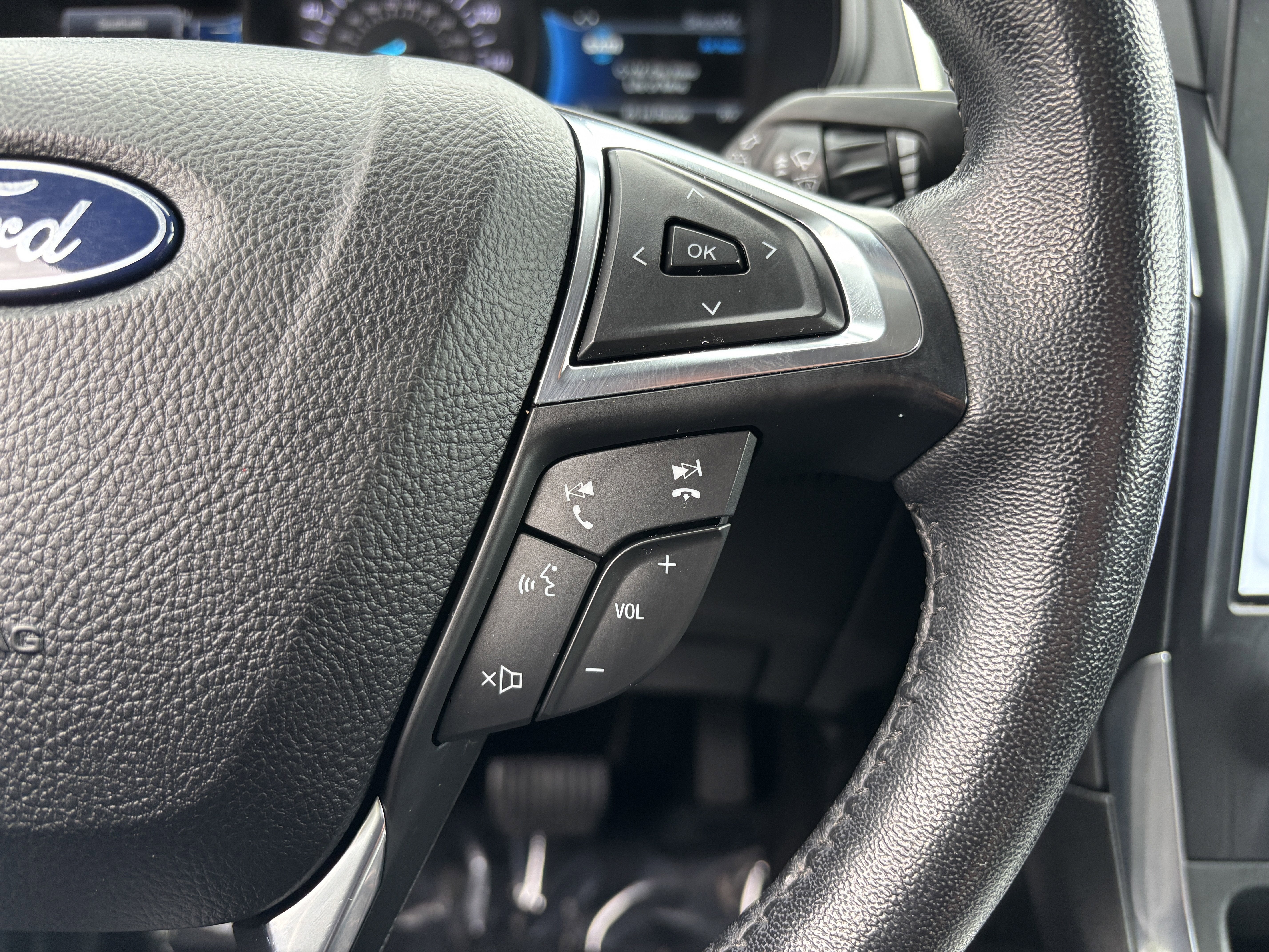 2022 Ford Edge Titanium AWD