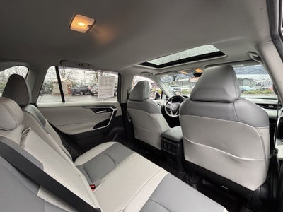 2021 Toyota RAV4 Hybrid XLE Premium AWD