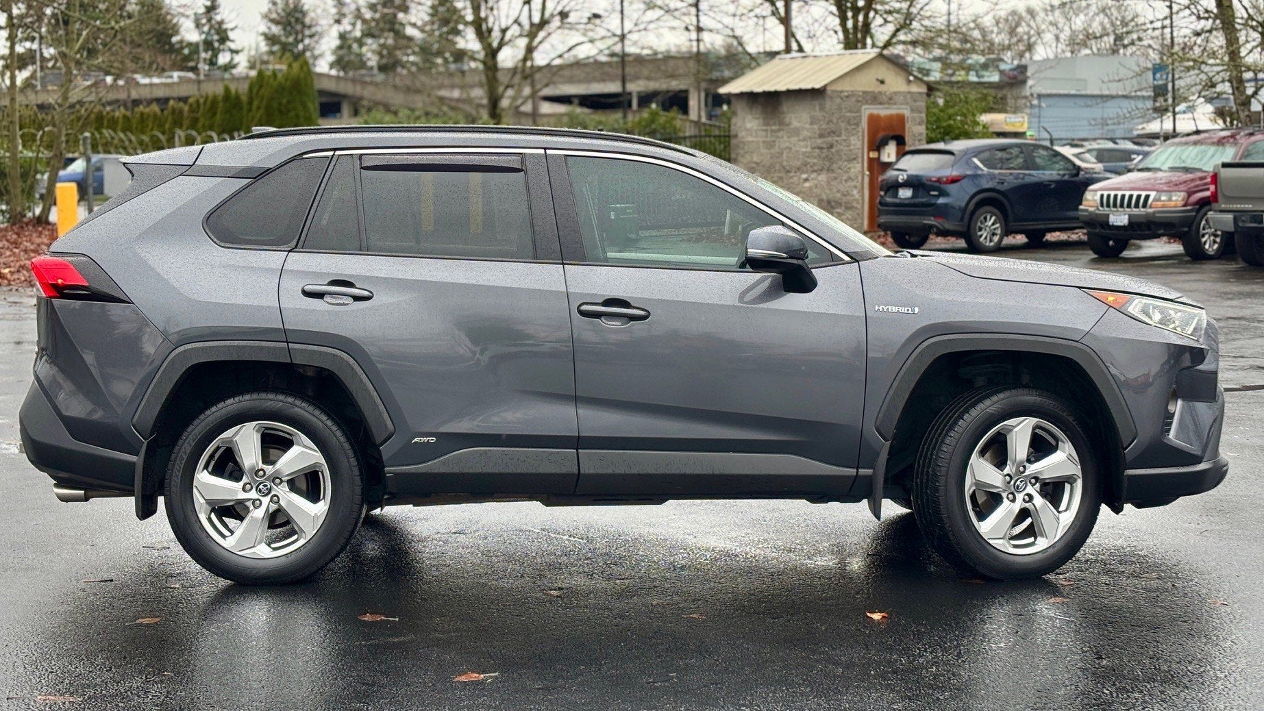 2021 Toyota RAV4 Hybrid XLE Premium AWD