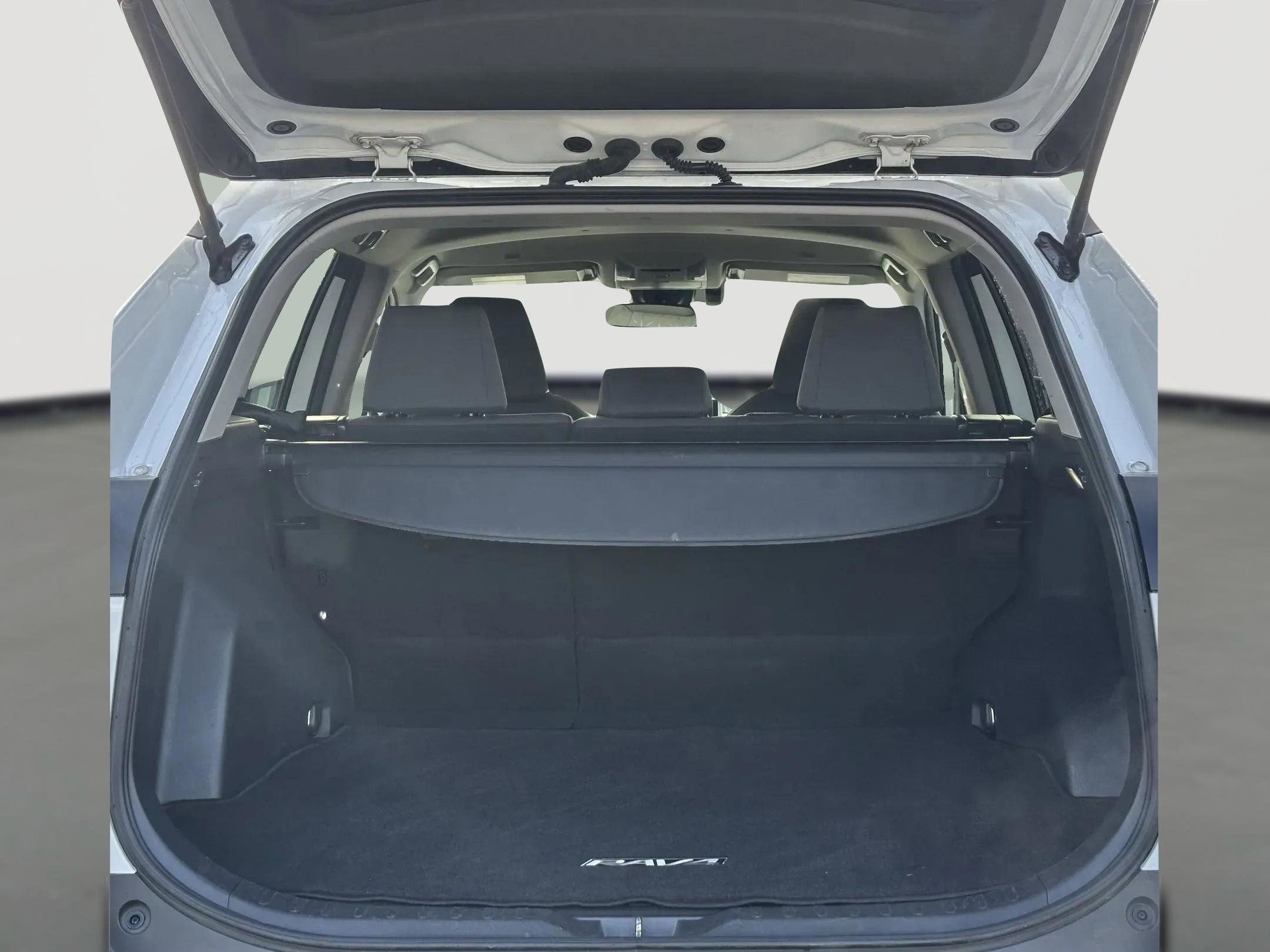 2024 Toyota RAV4 XLE AWD